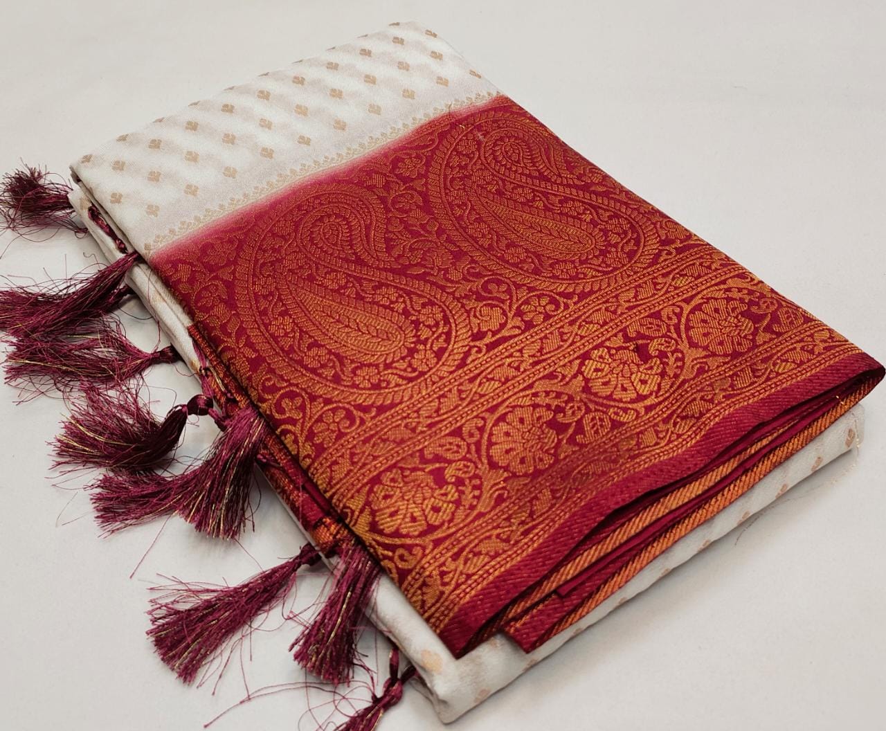 Banarasi Pattu Saree White And Red Color