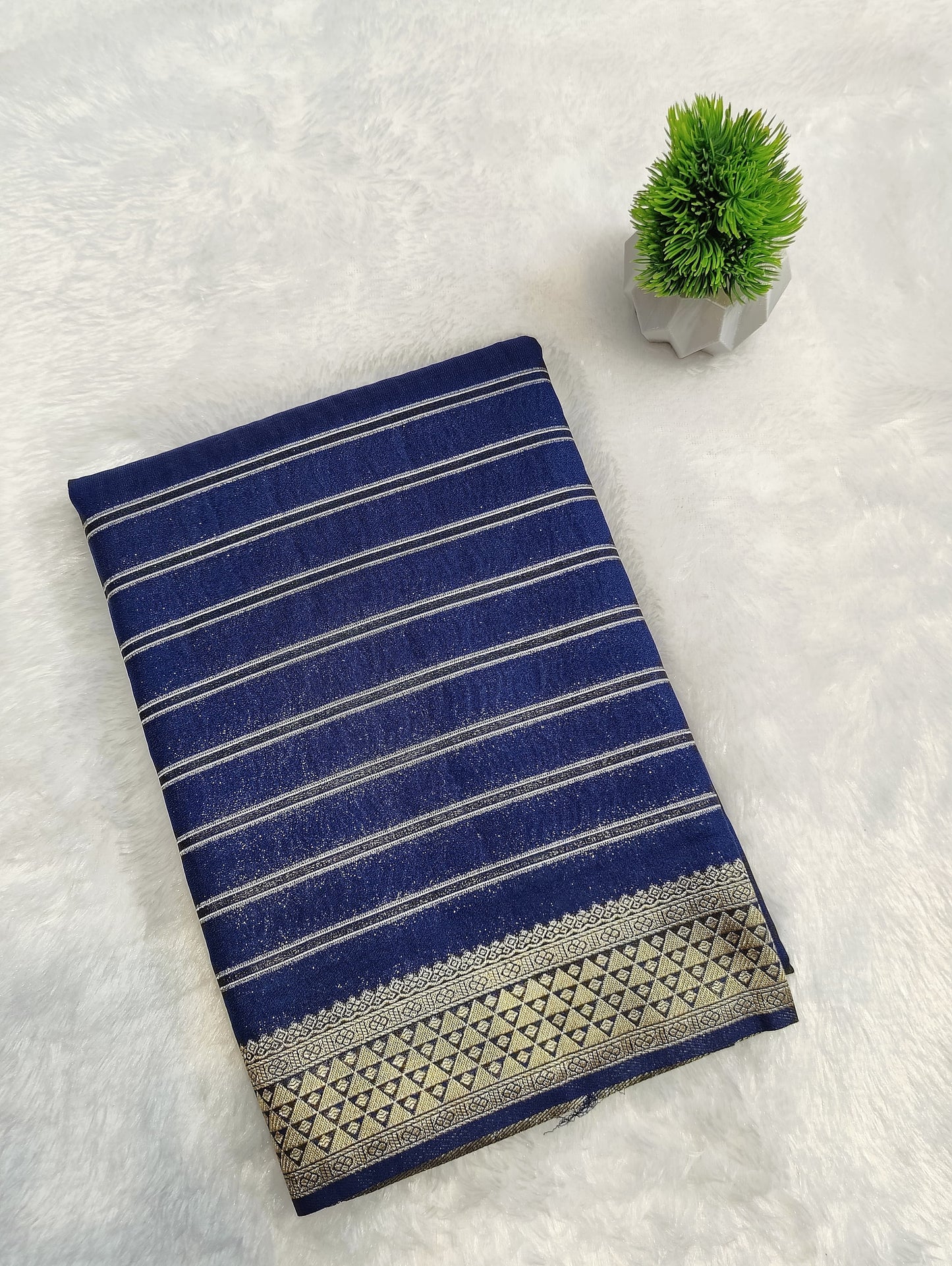 Georgette Crepe Tria Angle Border