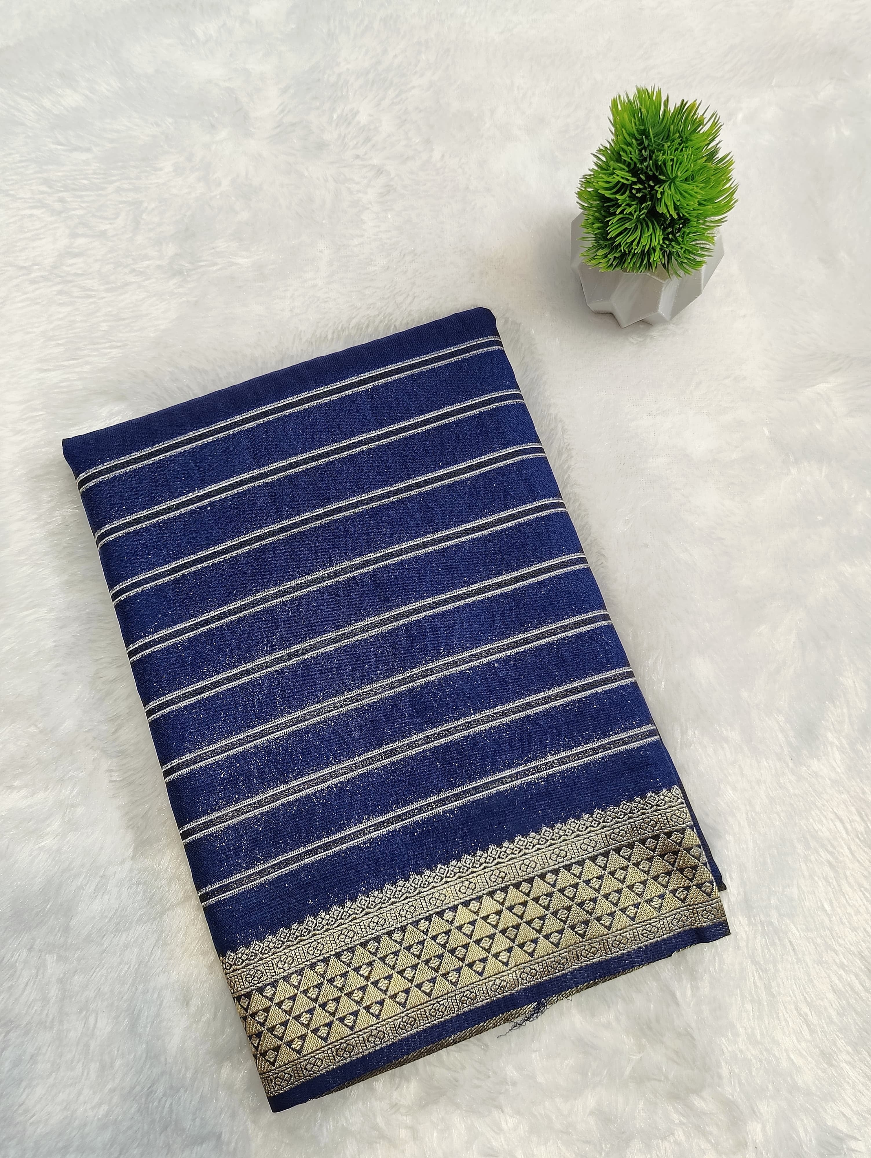 Georgette Crepe Tria Angle Border