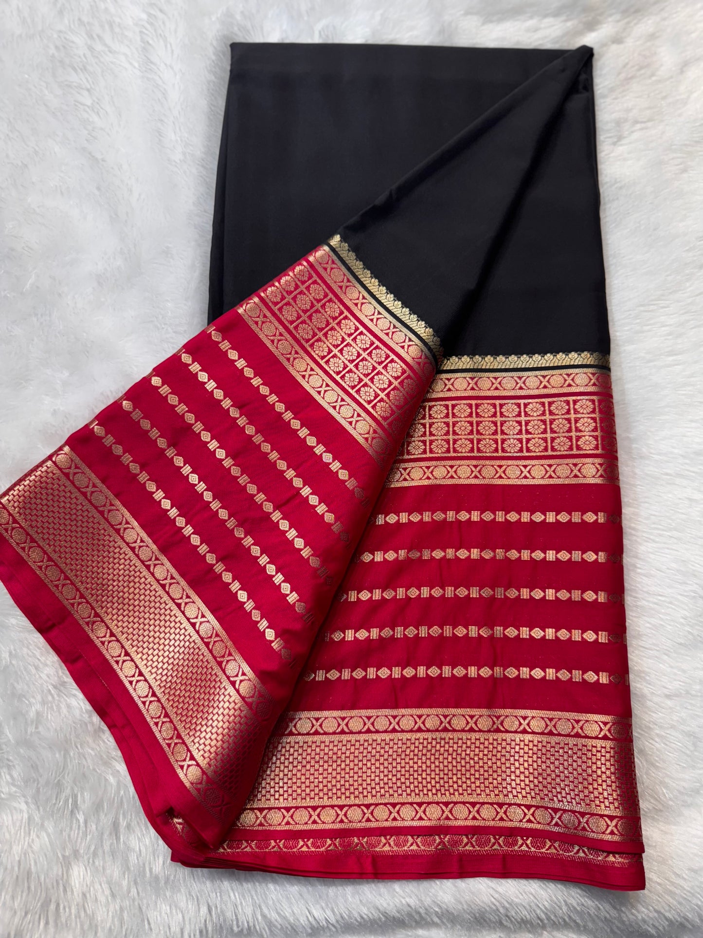 Premium Crepe with Contrast Border