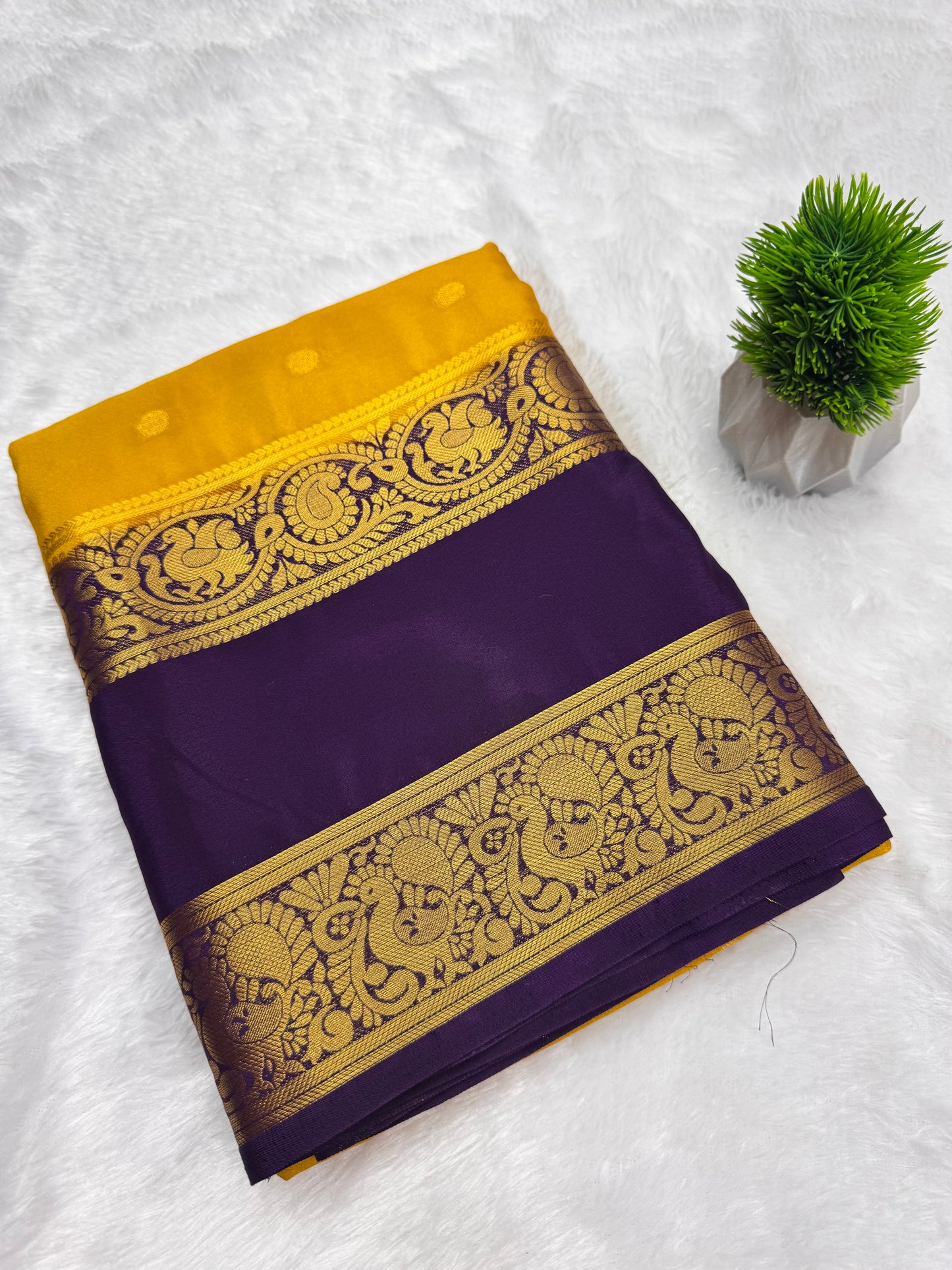 Anushree Saree Bentex Flower