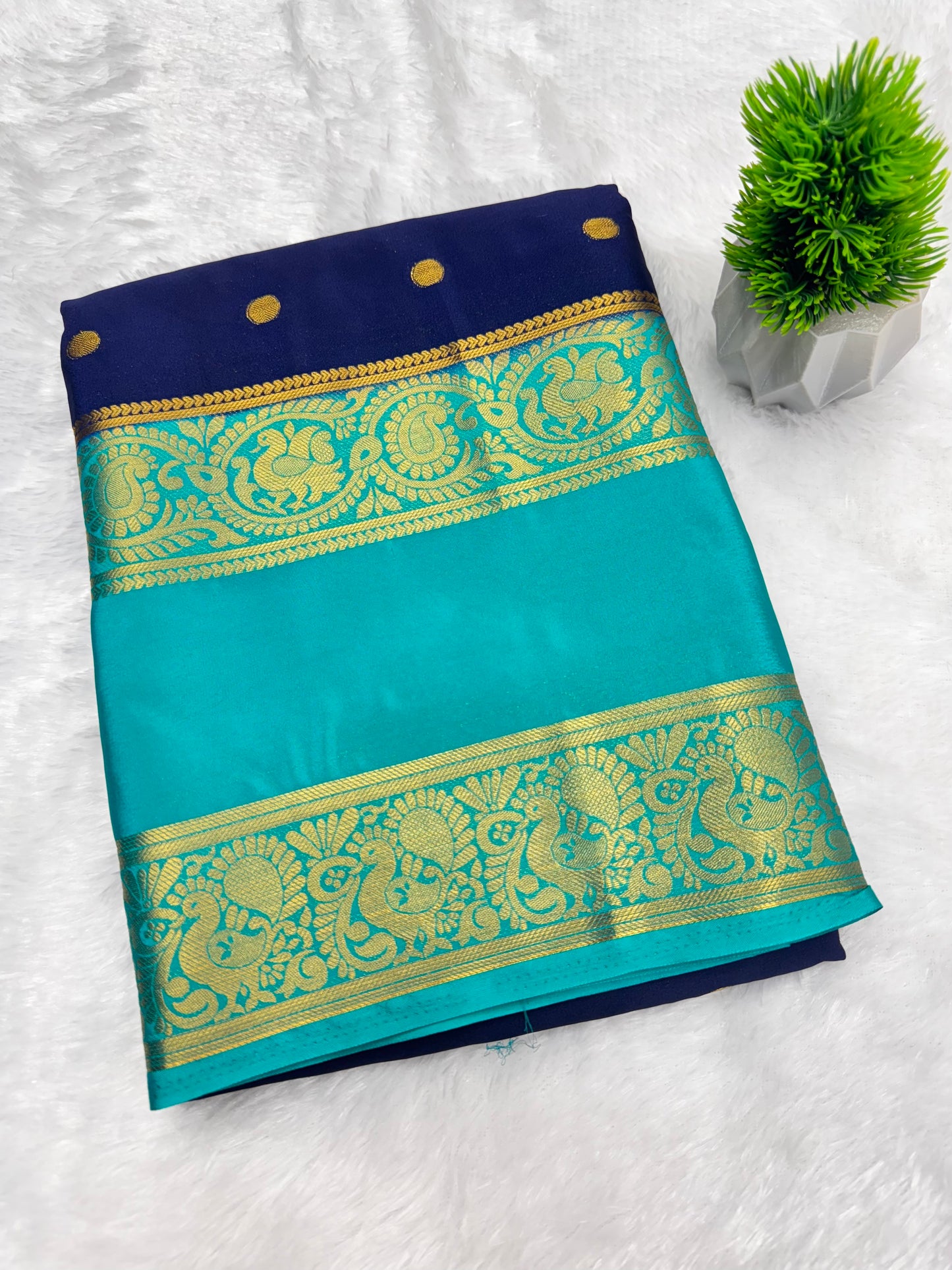 Anushree Saree Bentex Flower