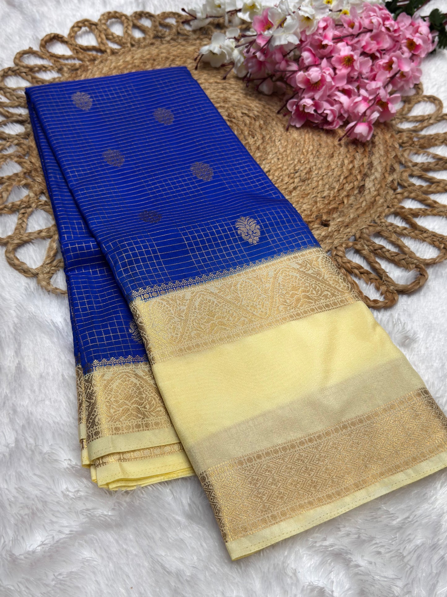 Premium Crepe Checks Rich Pallu