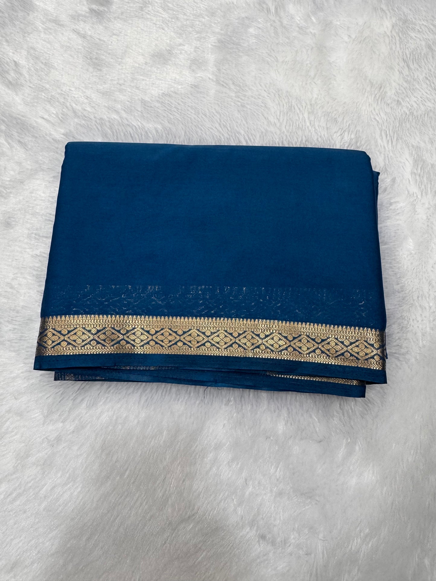 Semi Crepe Rambos border