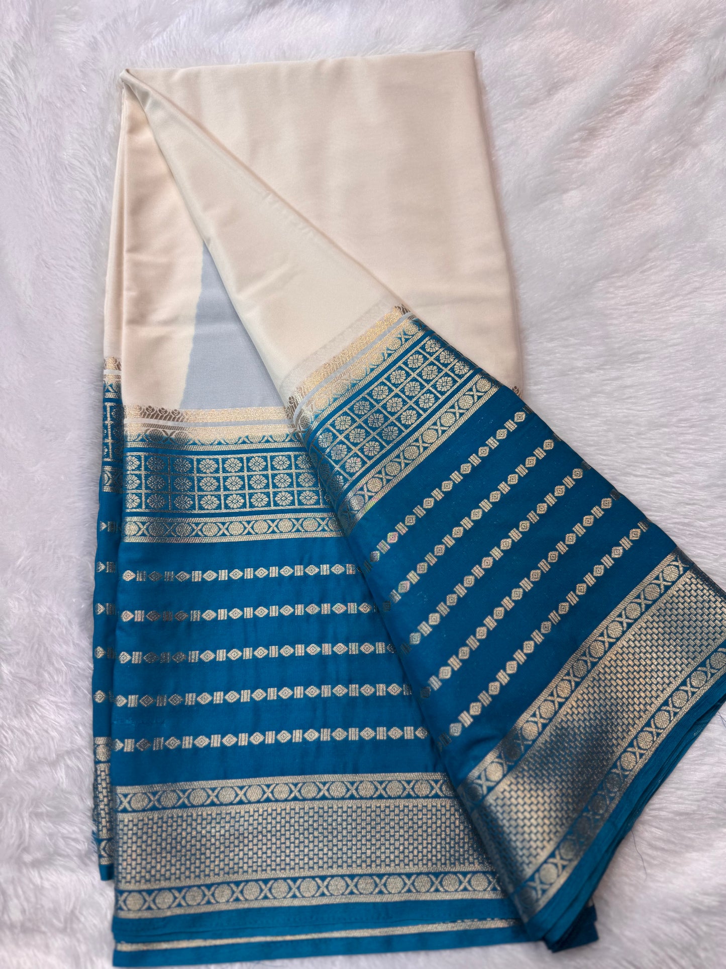 Premium Crepe with Contrast Border