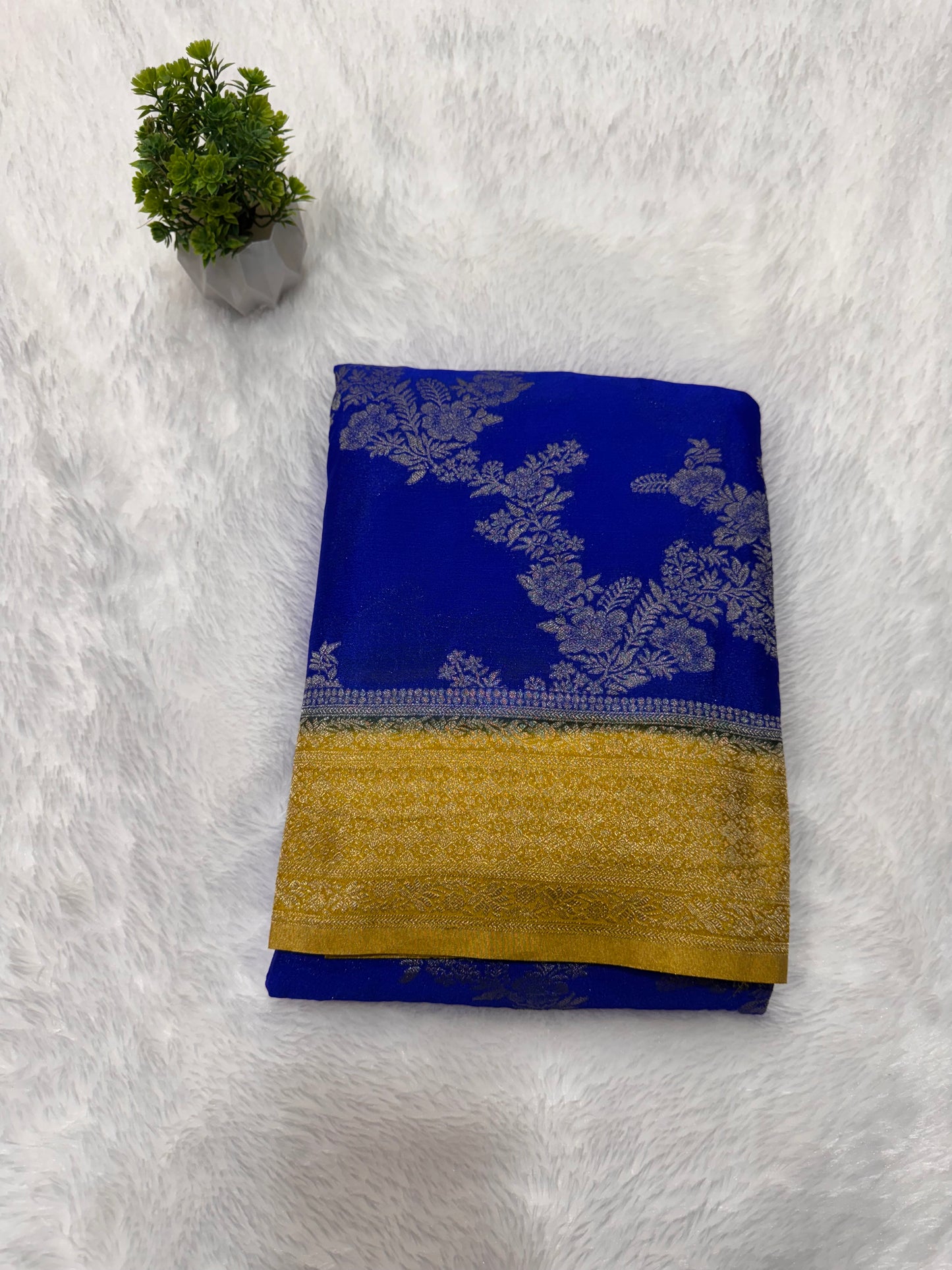 Contrast Georgette Jaal