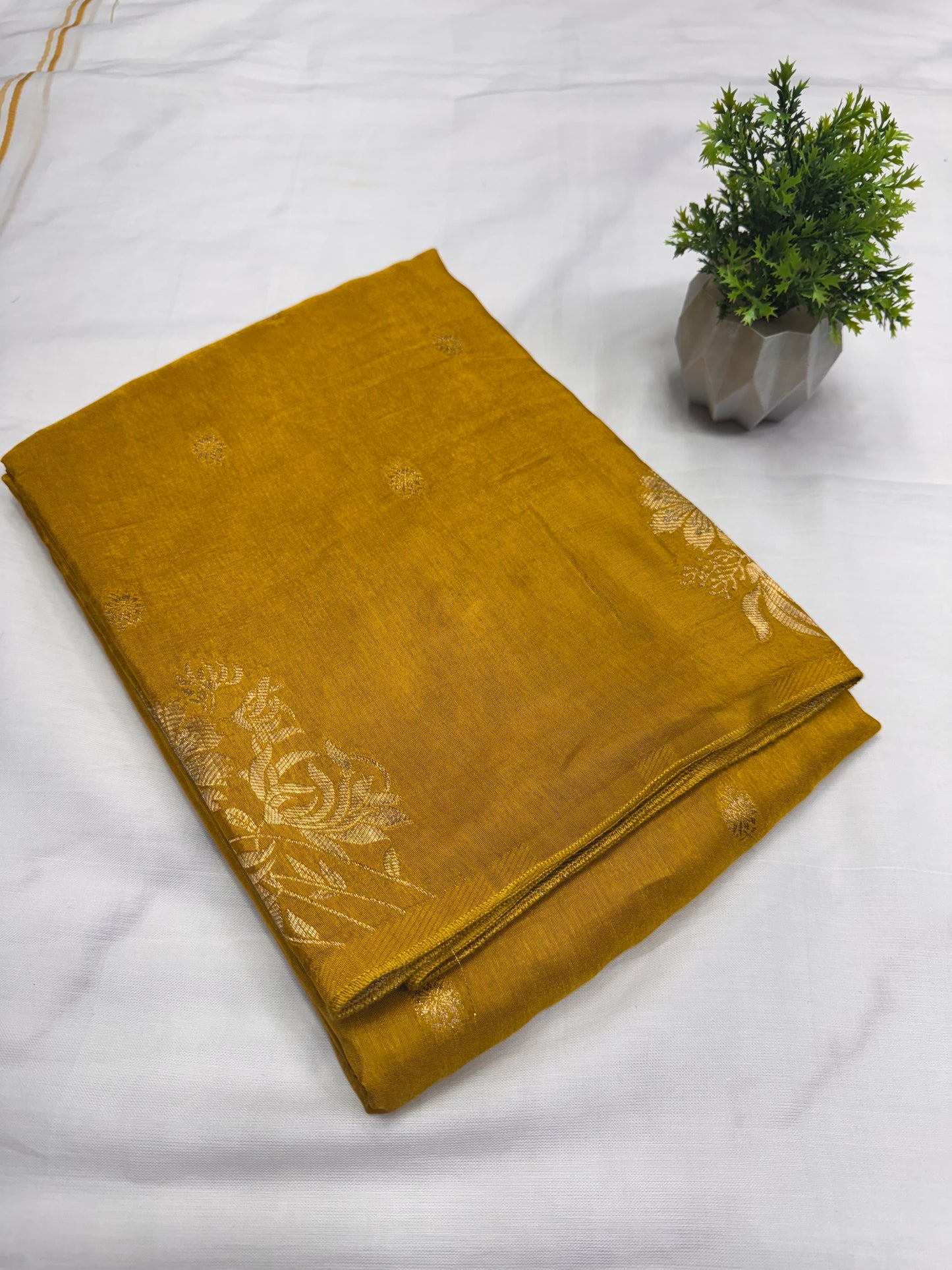 Viscose Silk BorderLess Flower