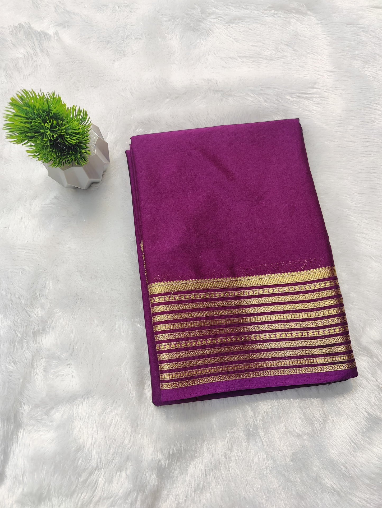 Crepe Self Big Border