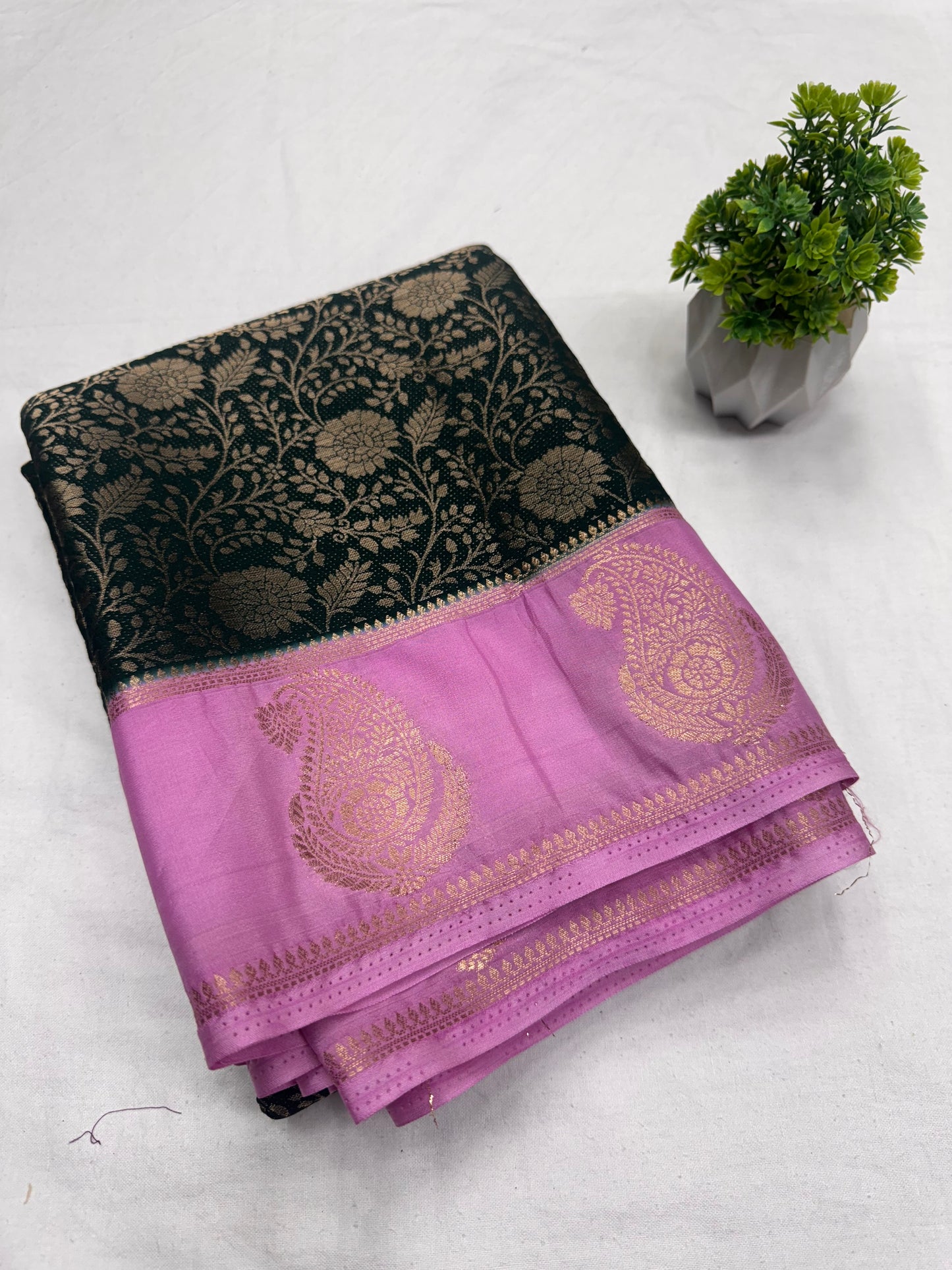 Brocade Bentex Contrast