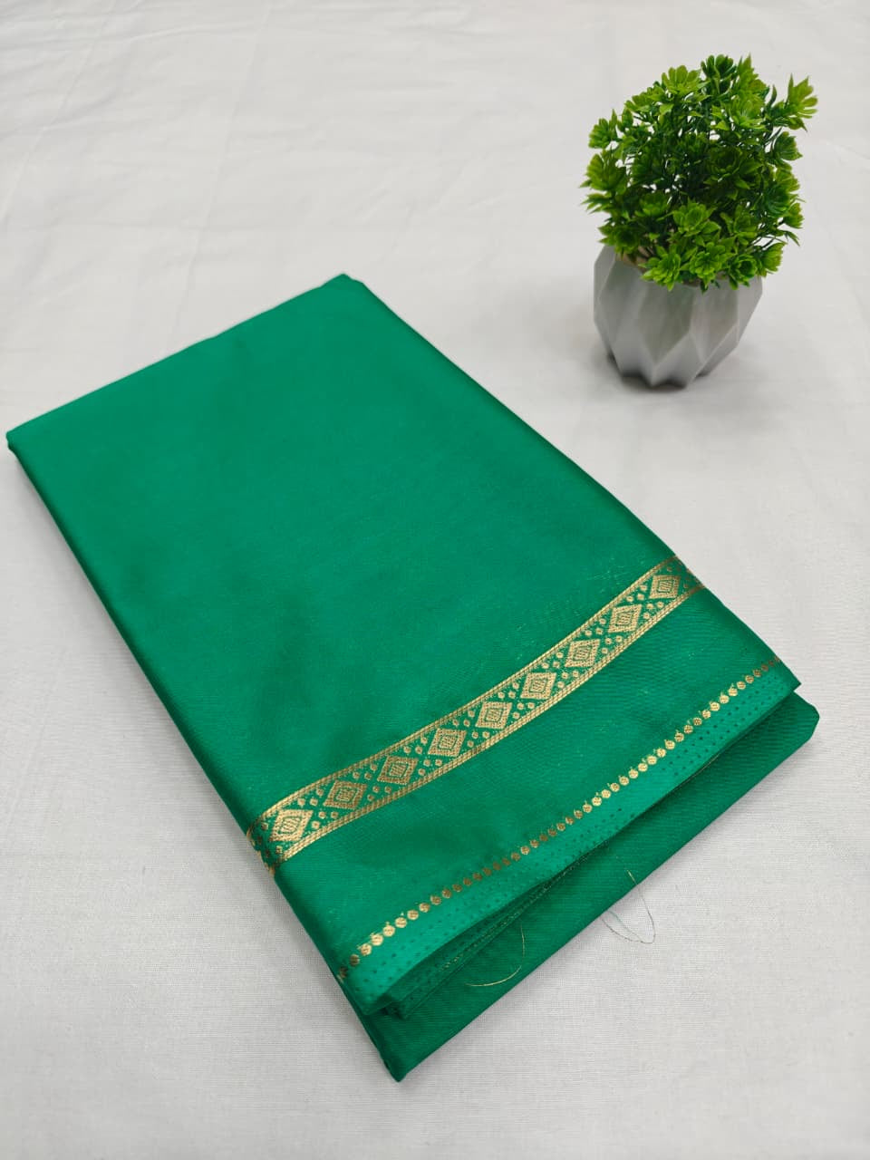 Vandana Self Crepe with Bentex