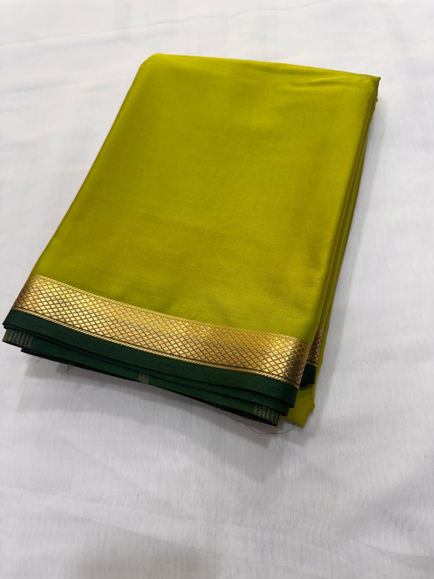 Semi Crape with Small Border