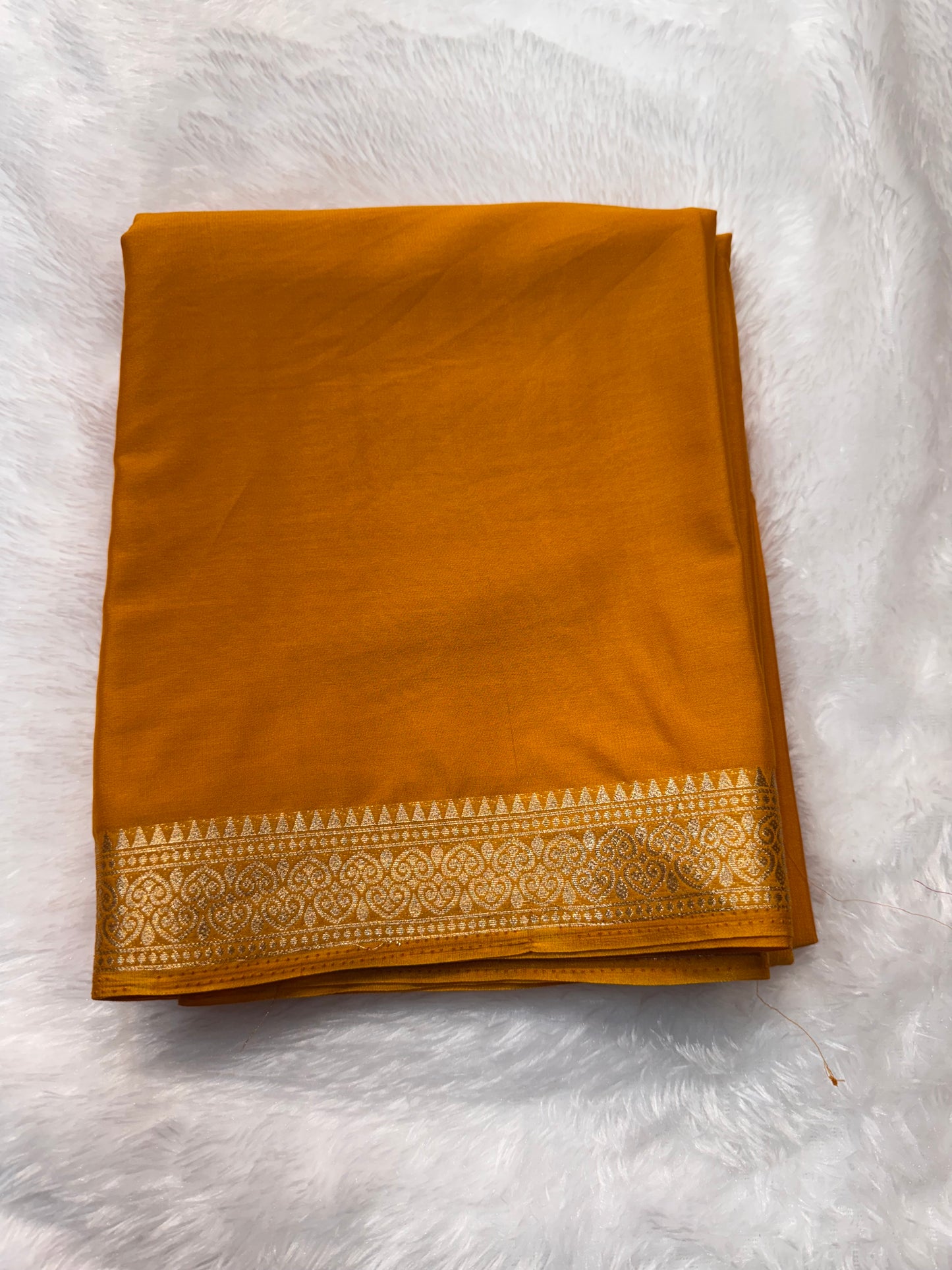 Premium Crepe With Small Border