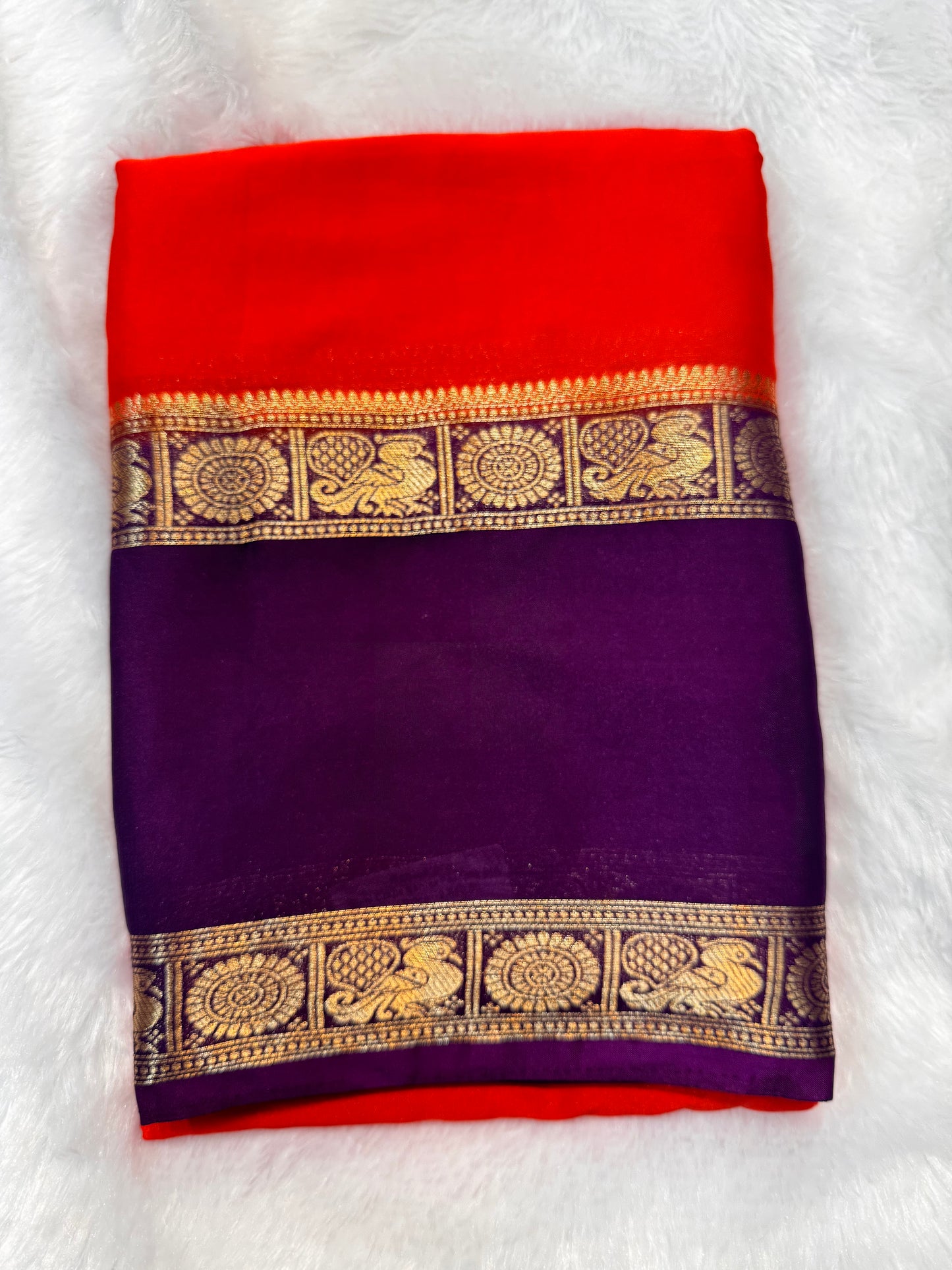 Semi Crepe Bentex Peacock Border -2