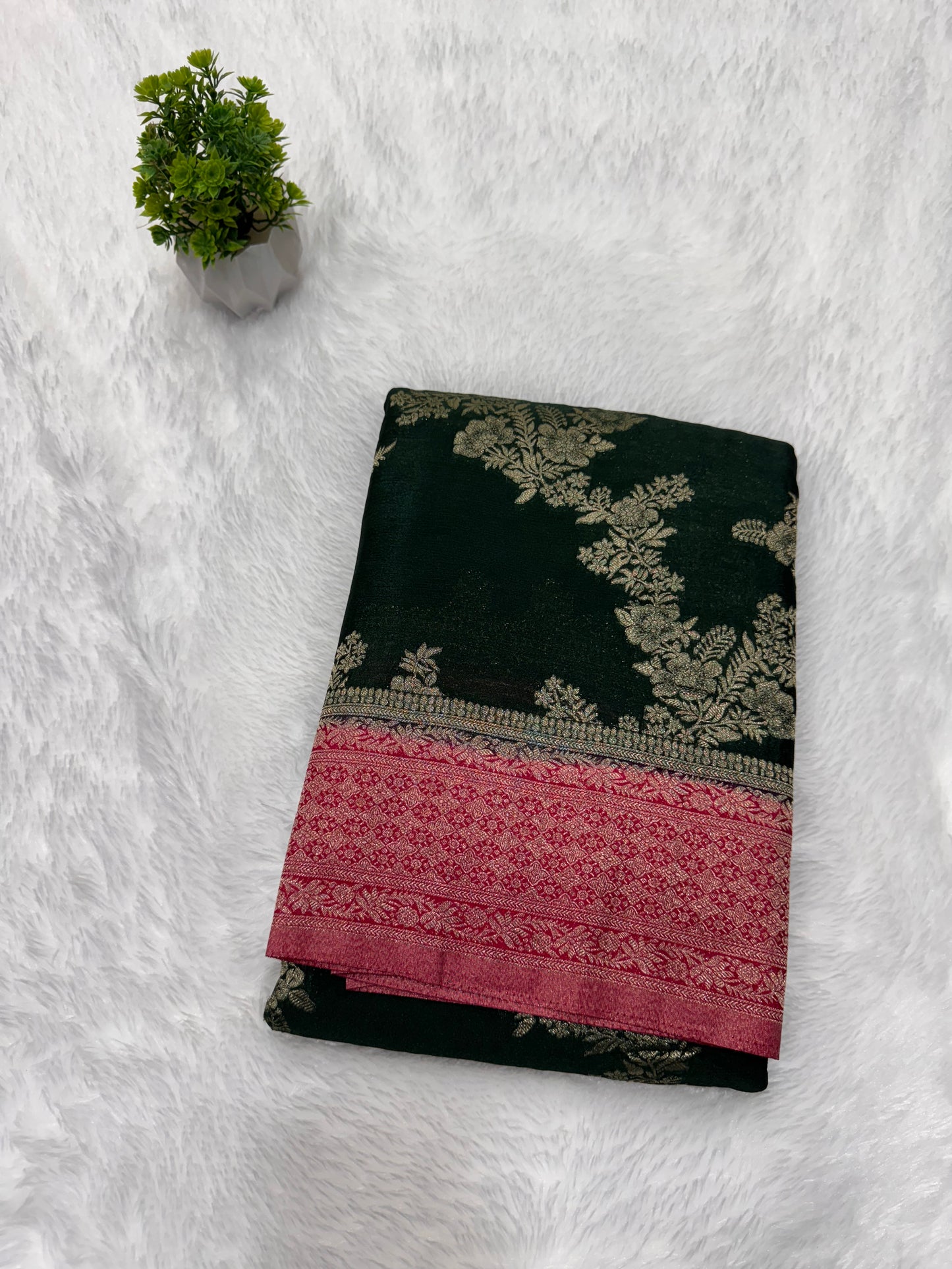 Contrast Georgette Jaal
