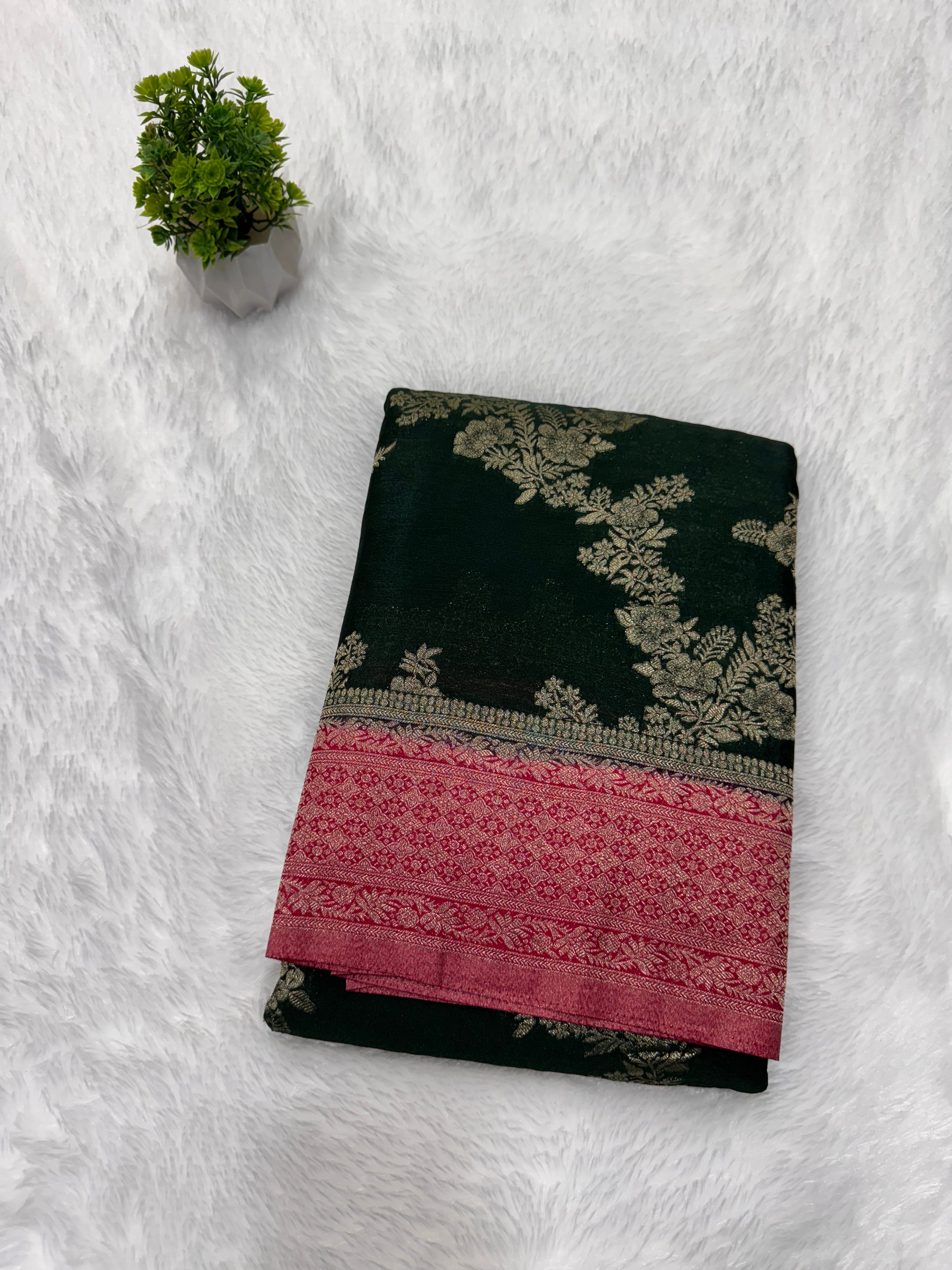 Contrast Georgette Jaal