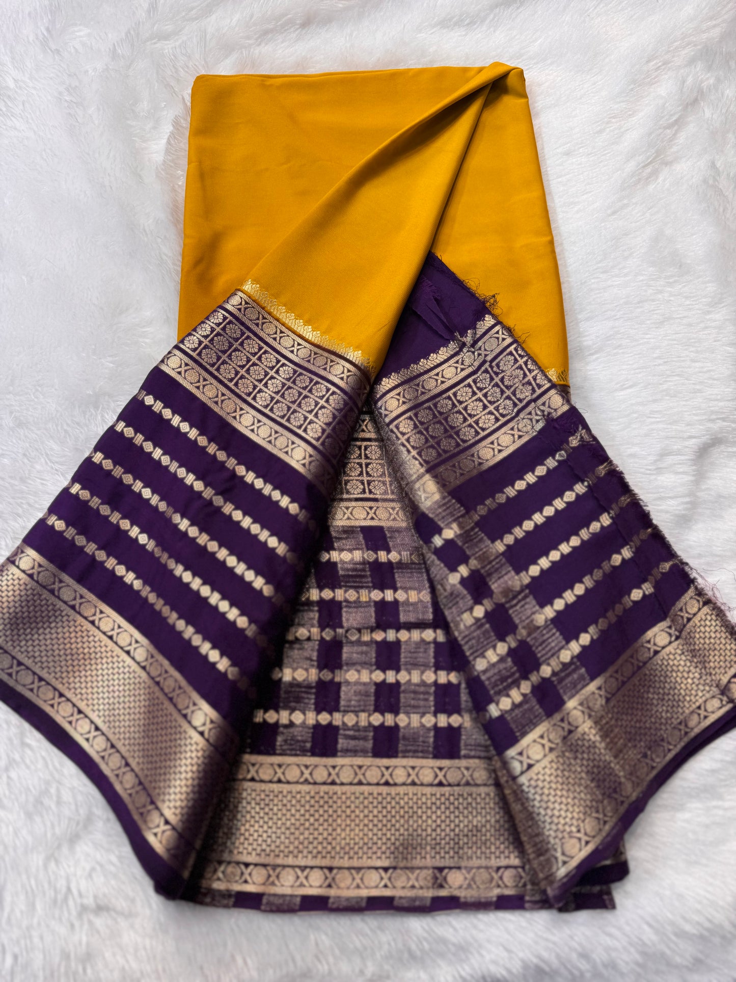 Premium Crepe with Contrast Border