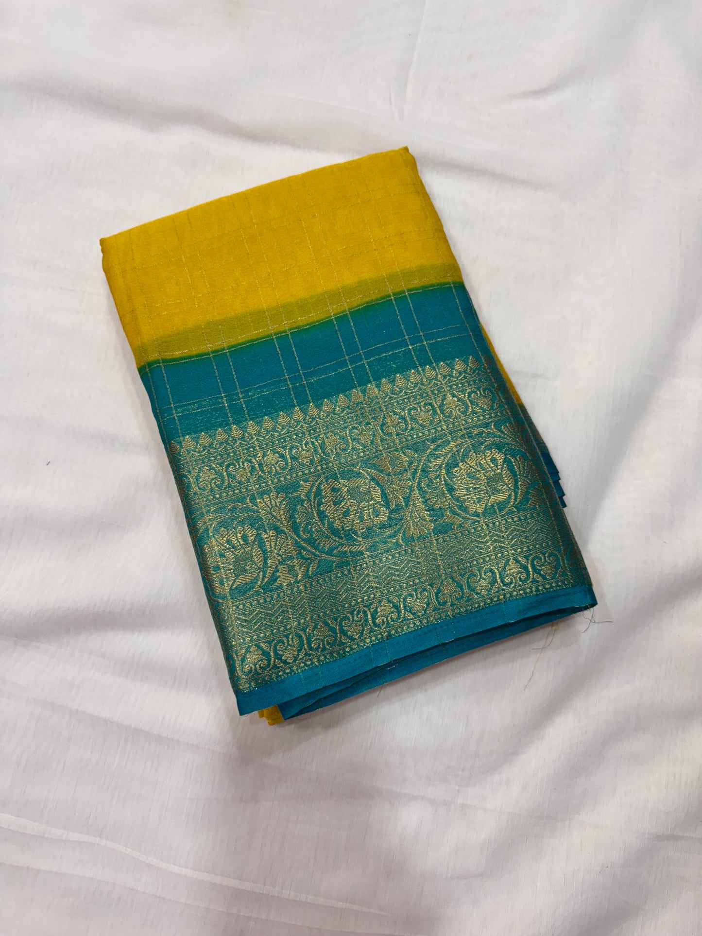 M Checks with Border Flower Design