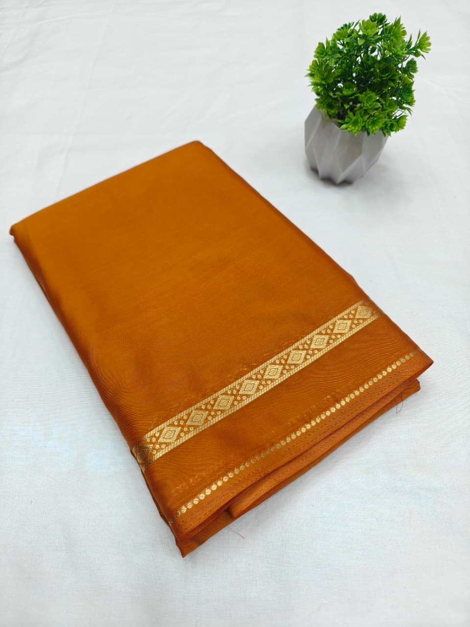 Vandana Self Crepe with Bentex