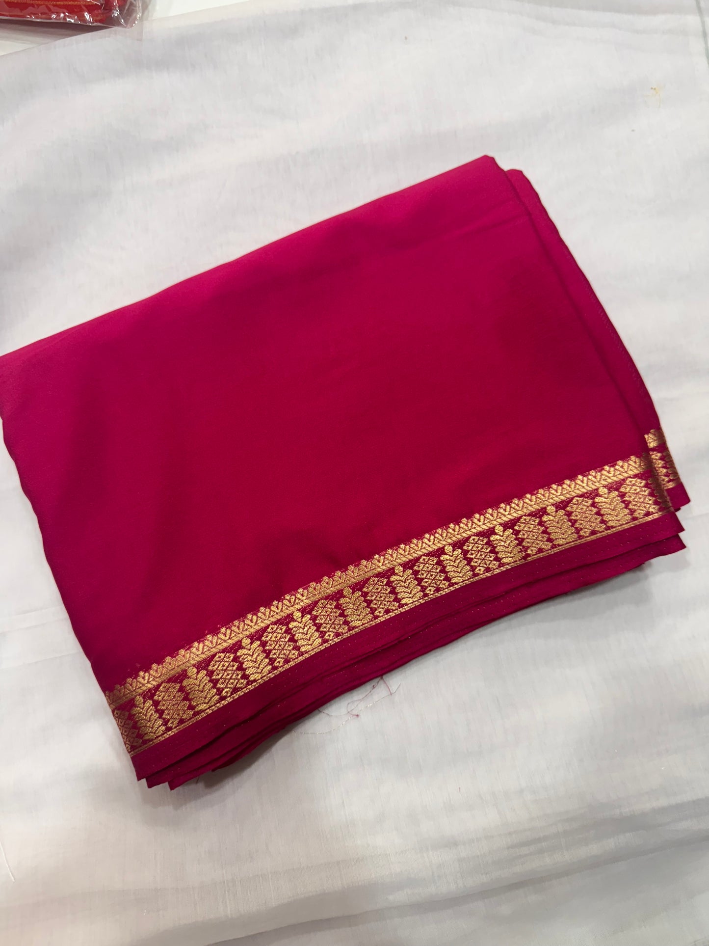 Crepe Piping Border