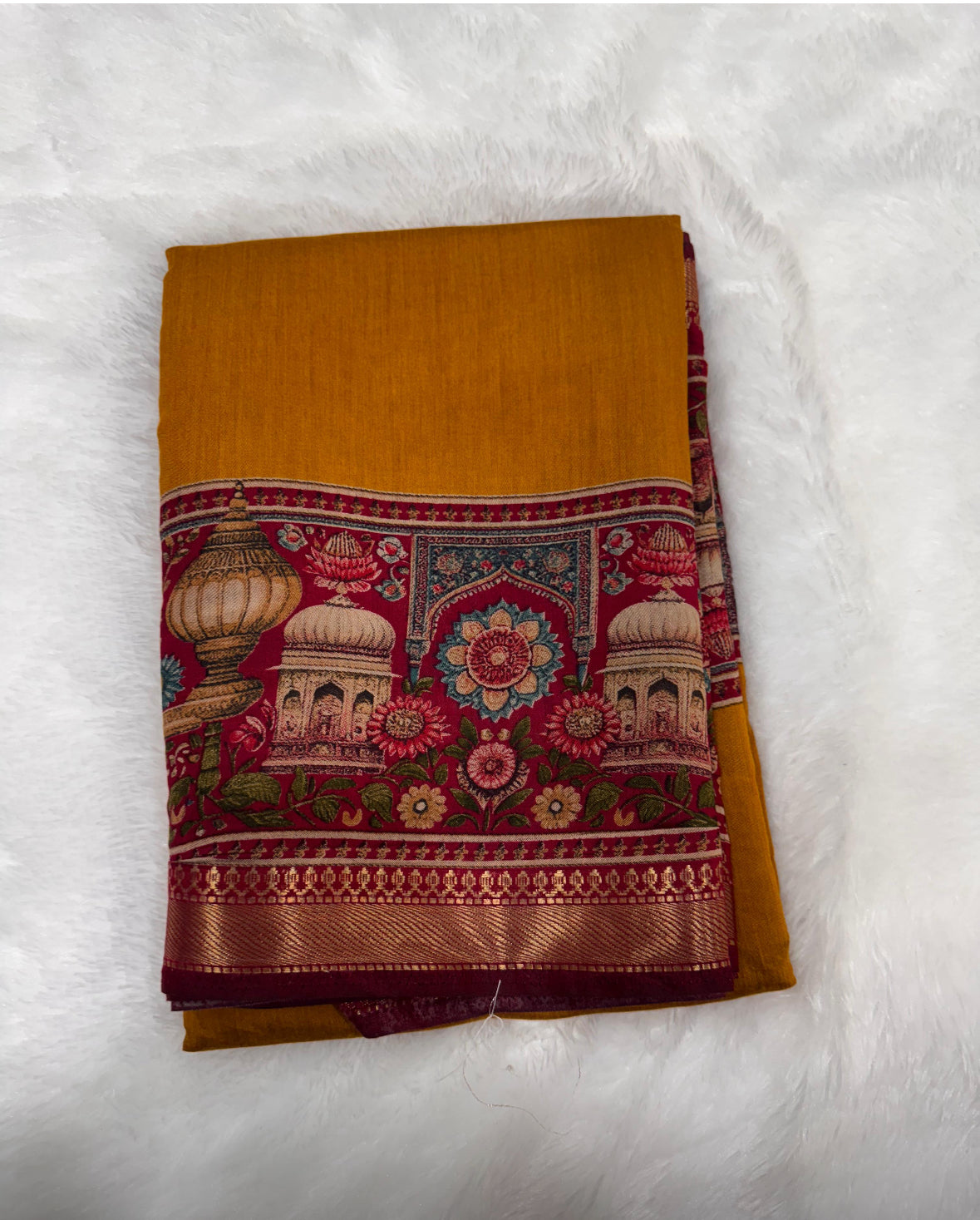 Soft Mul Cotton and Temple Border