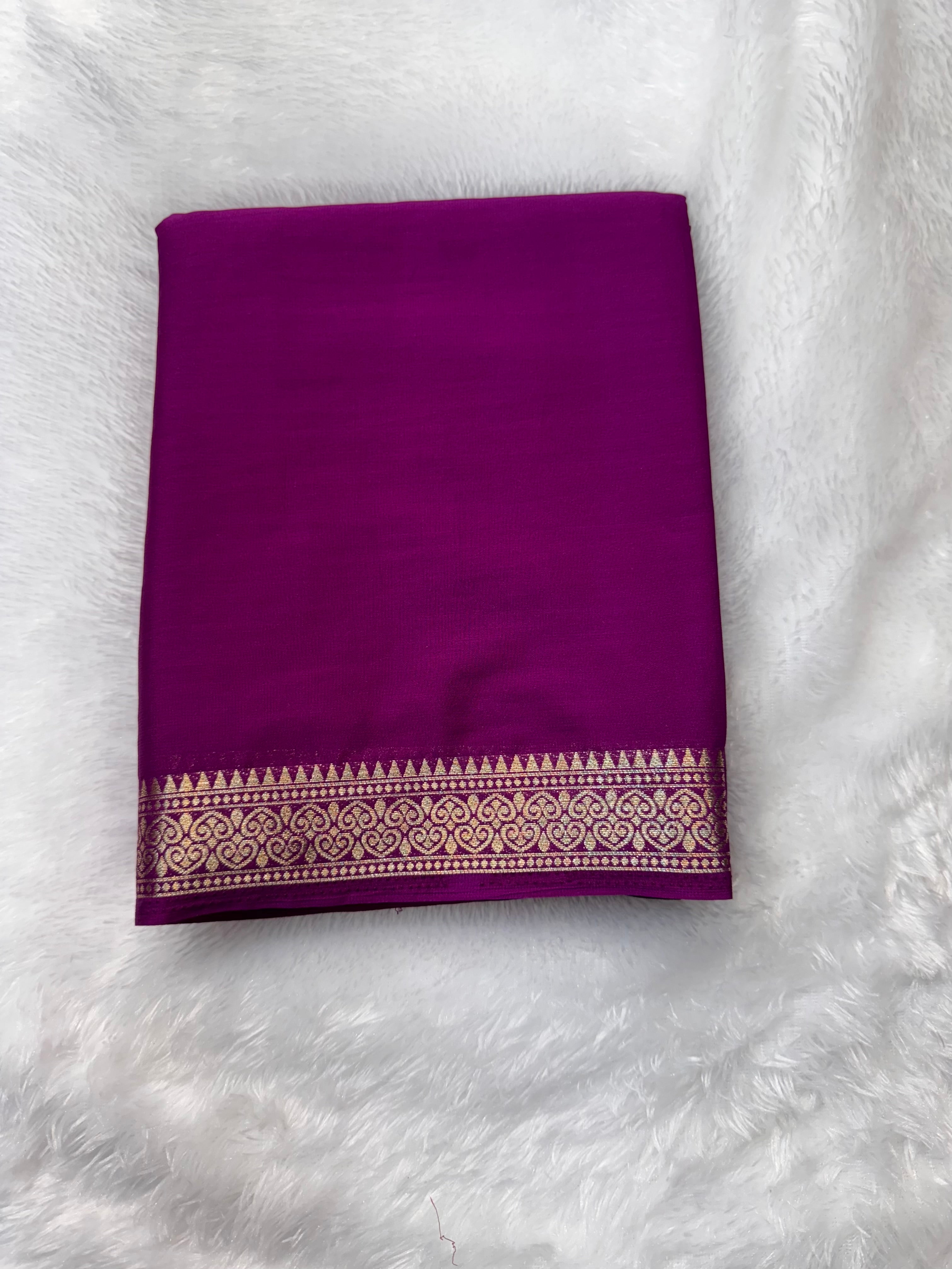 Premium Crepe With Small Border