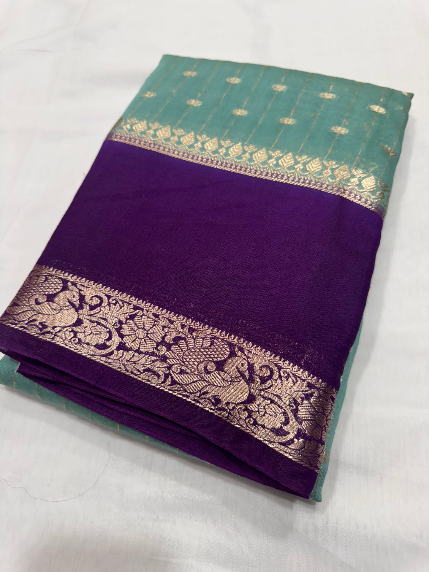 Crape bentex with peacock border