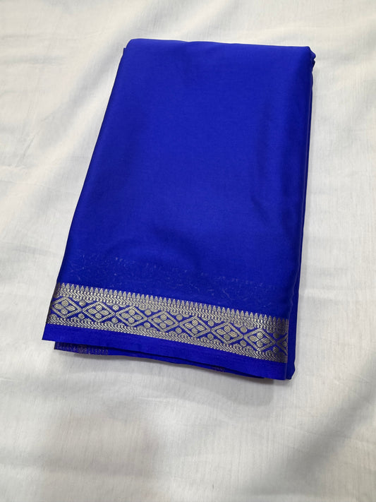 Semi Crepe Rombos Border Design