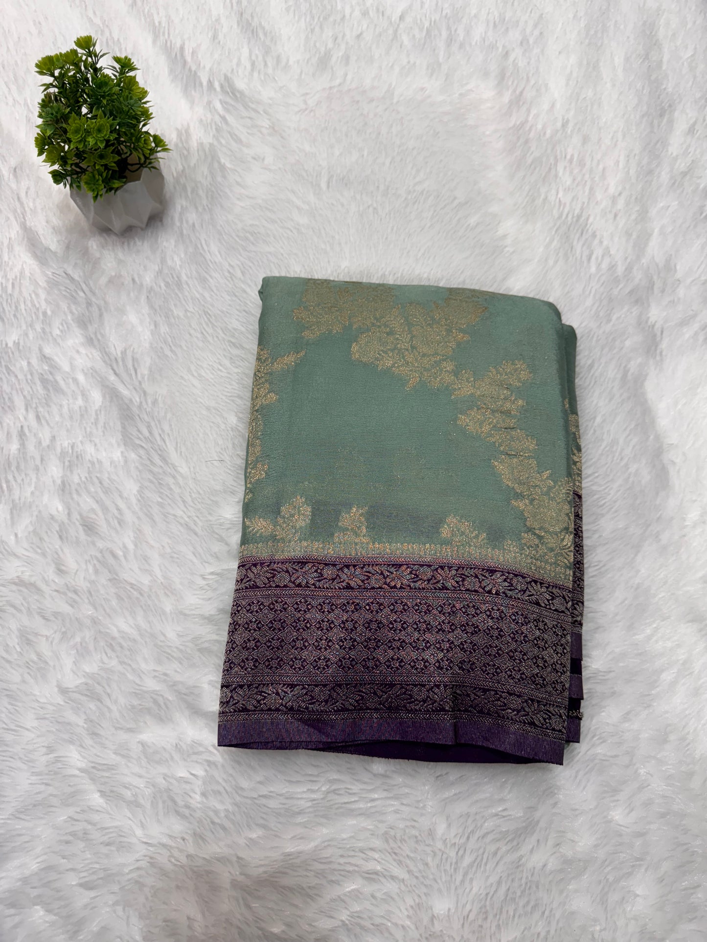 Contrast Georgette Jaal