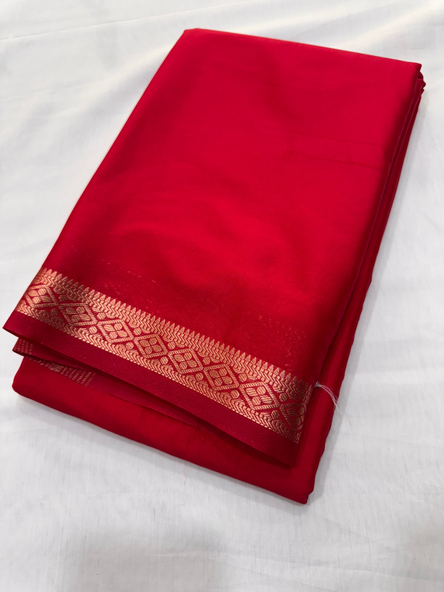 Semi Crepe Rombos Border Design
