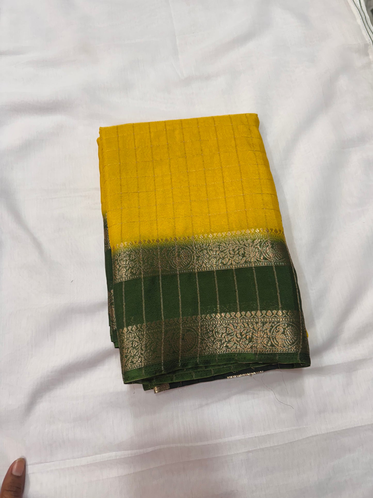 M Checks with Border Flower Design