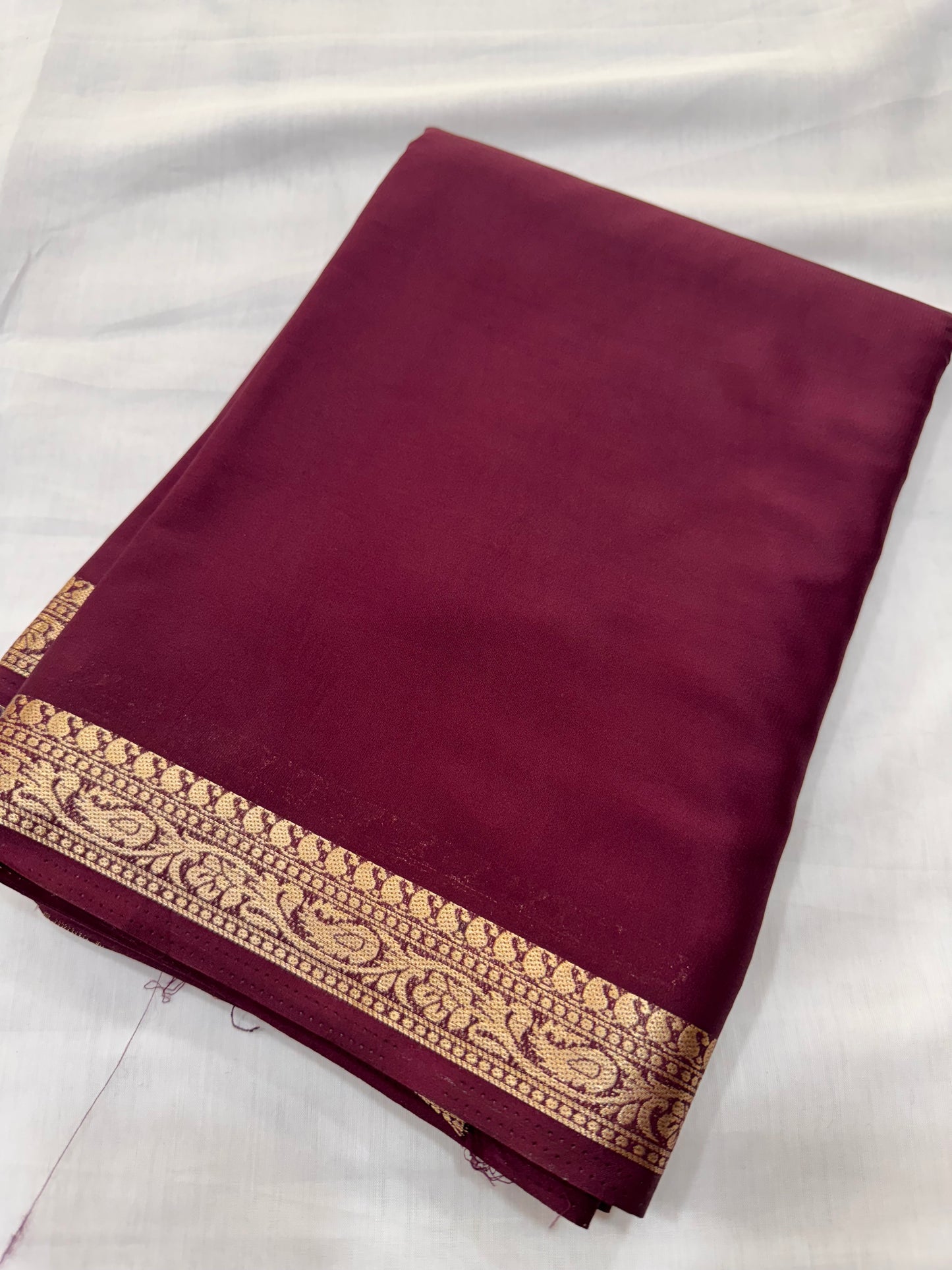 New semi crape small border