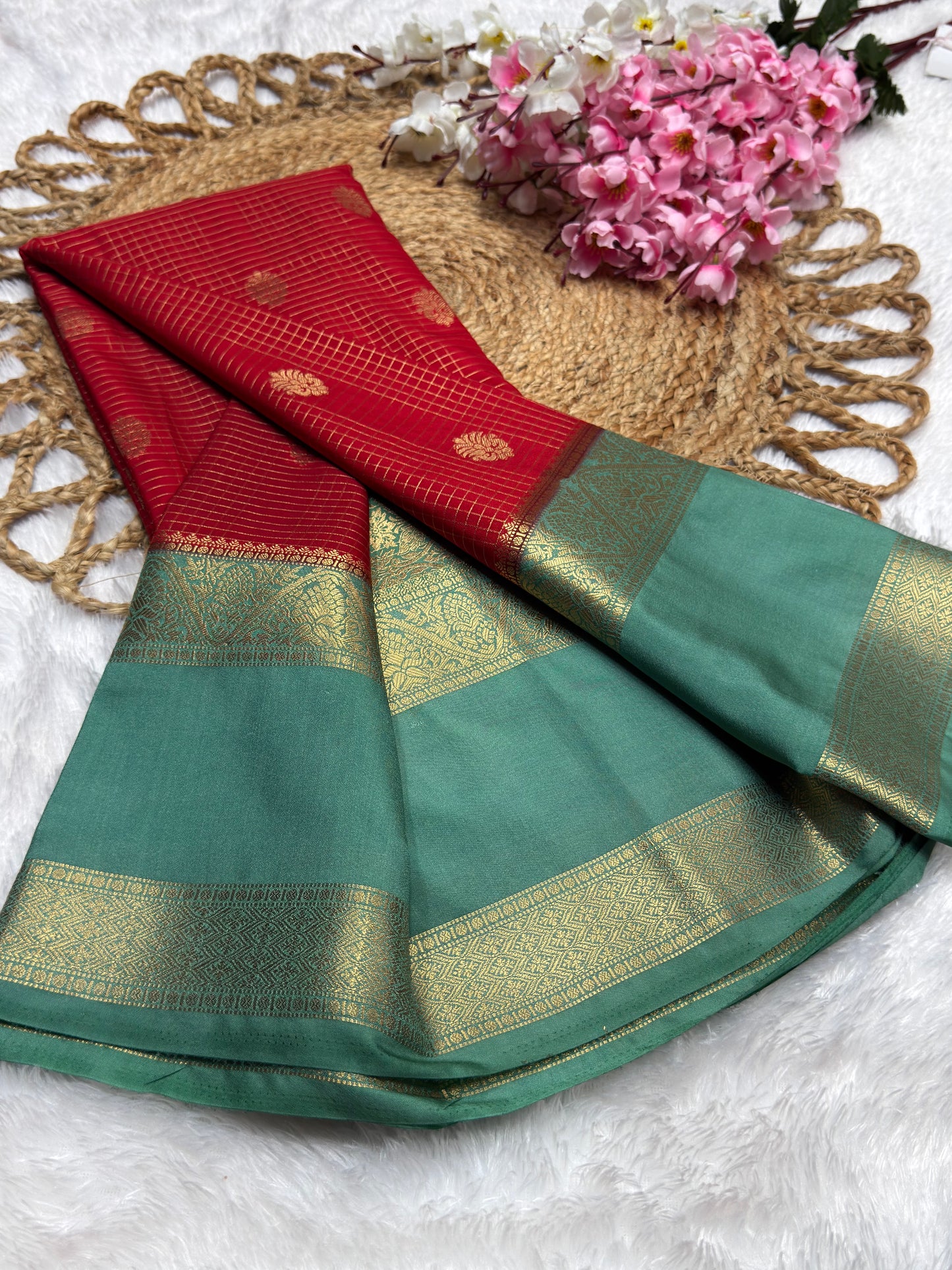 Premium Crepe Checks Rich Pallu