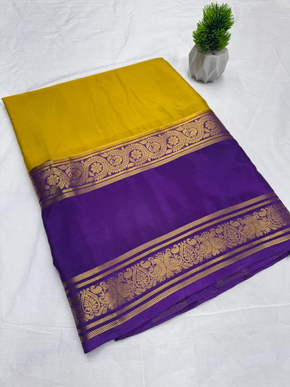 Premium Crepe Contrast 2D