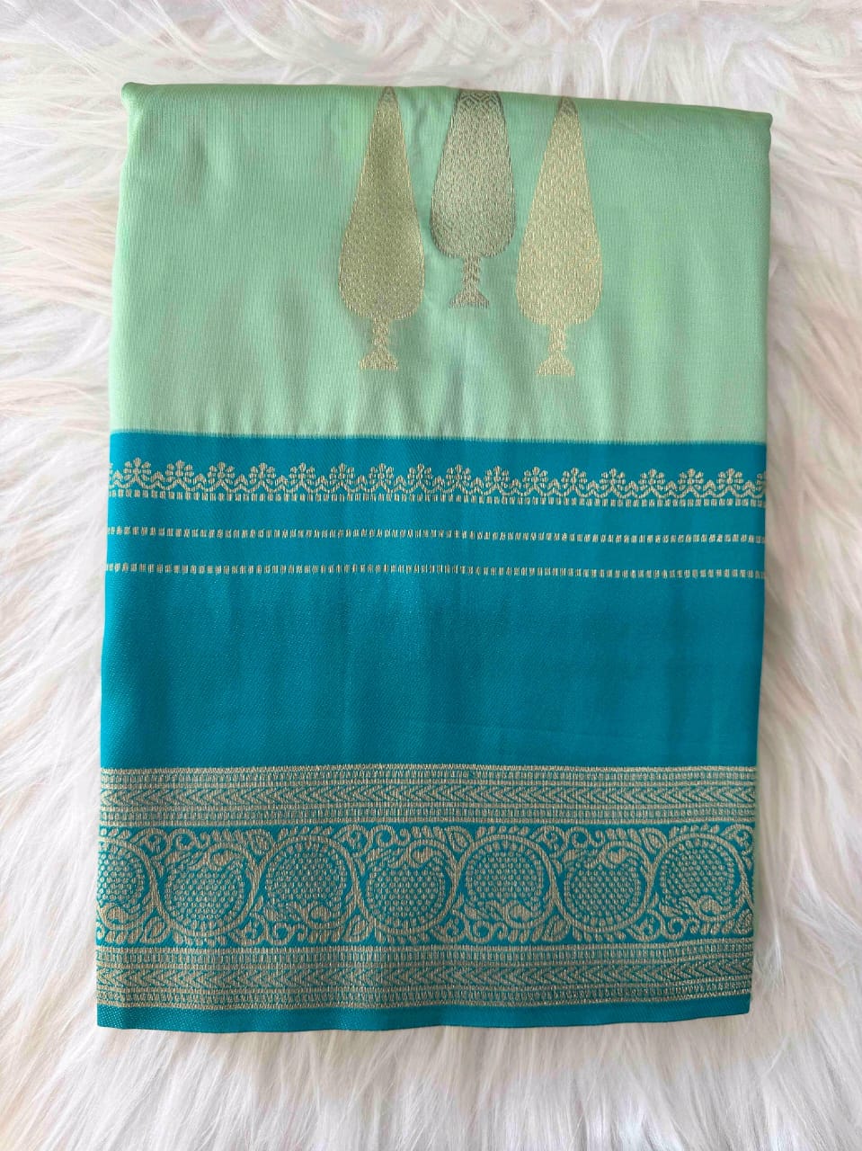 Semi silk leaf desighn