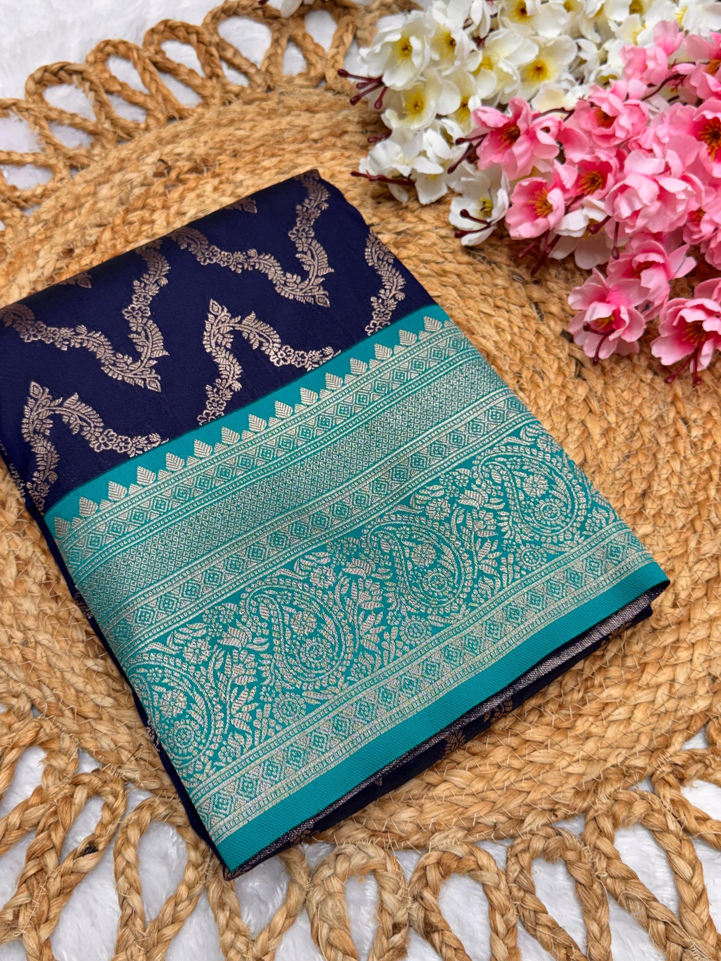 Necklace Pattu Contrast