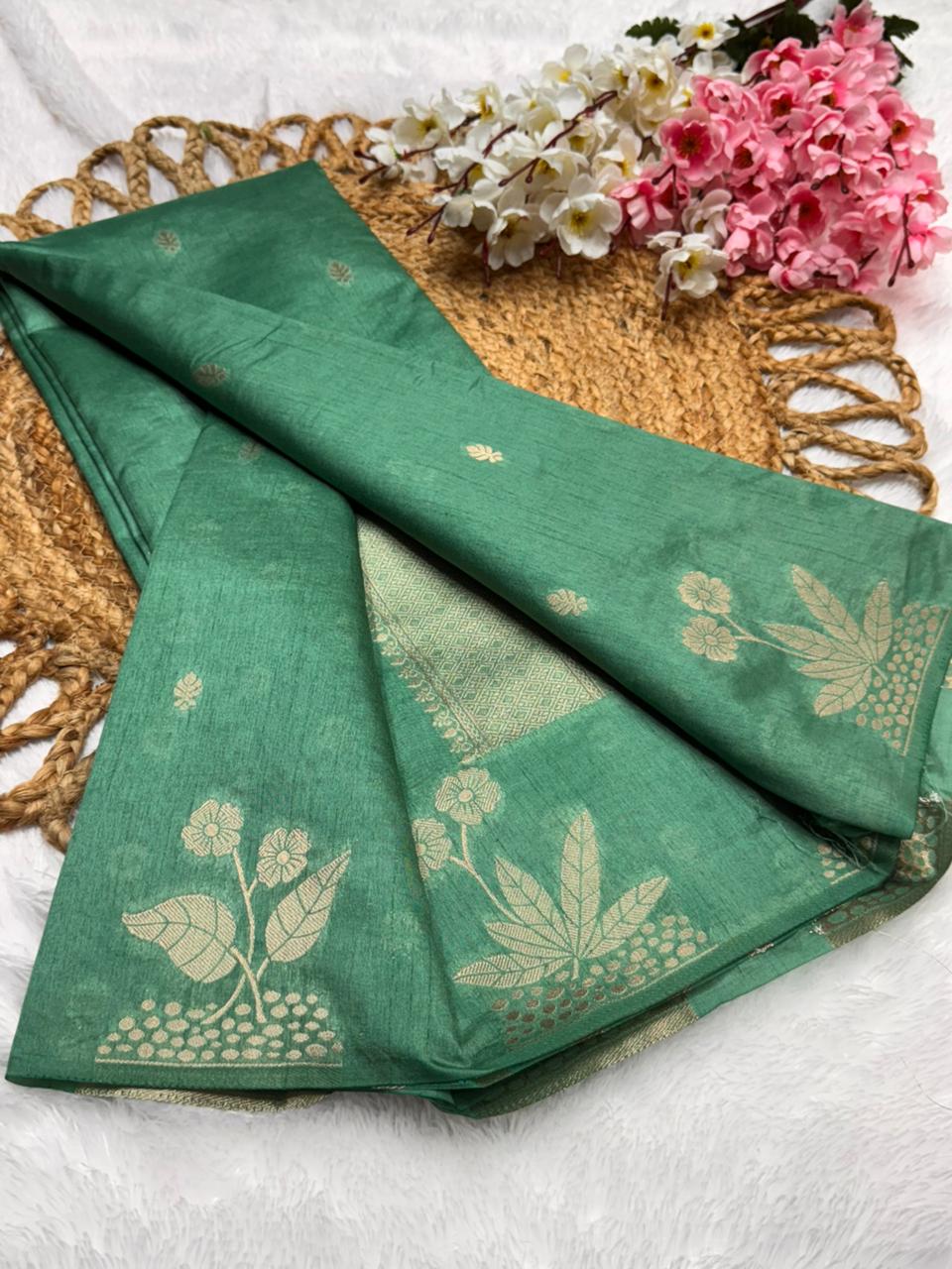 Dola BorderLess Flower