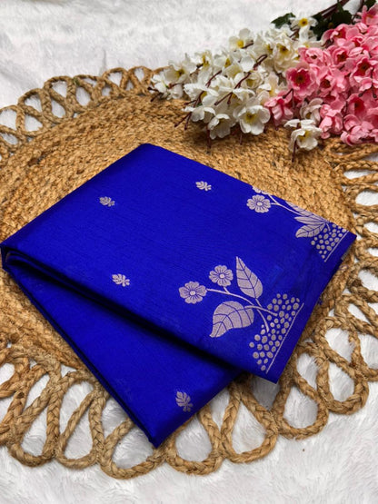 Dola BorderLess Flower