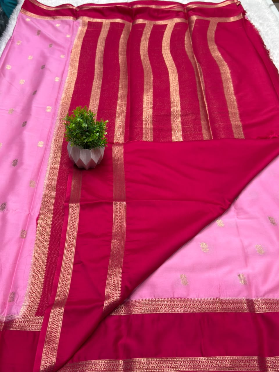 Ms Lotus Butti Bentex Cont Semi Crepe