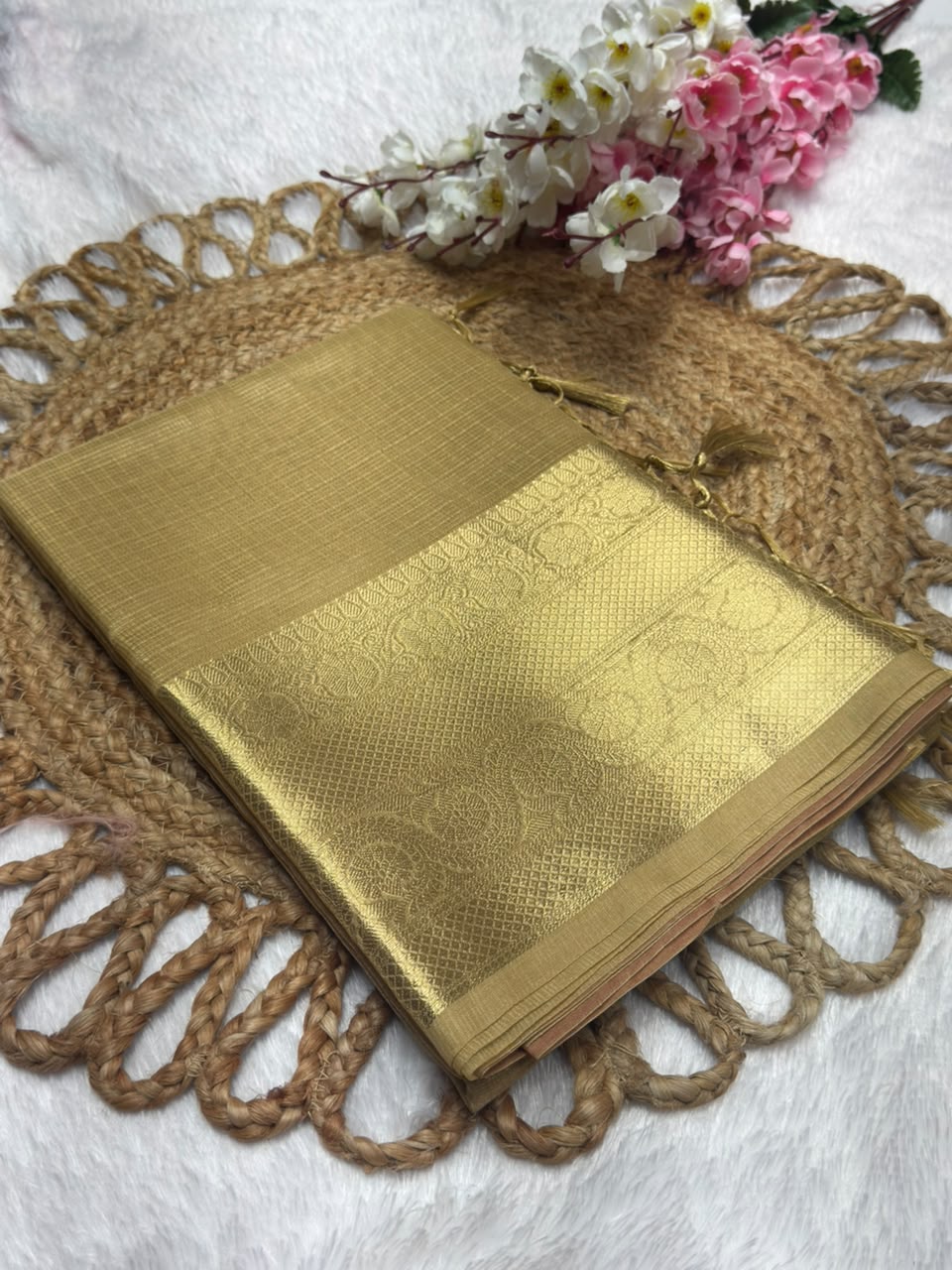 Gold Tissue Self