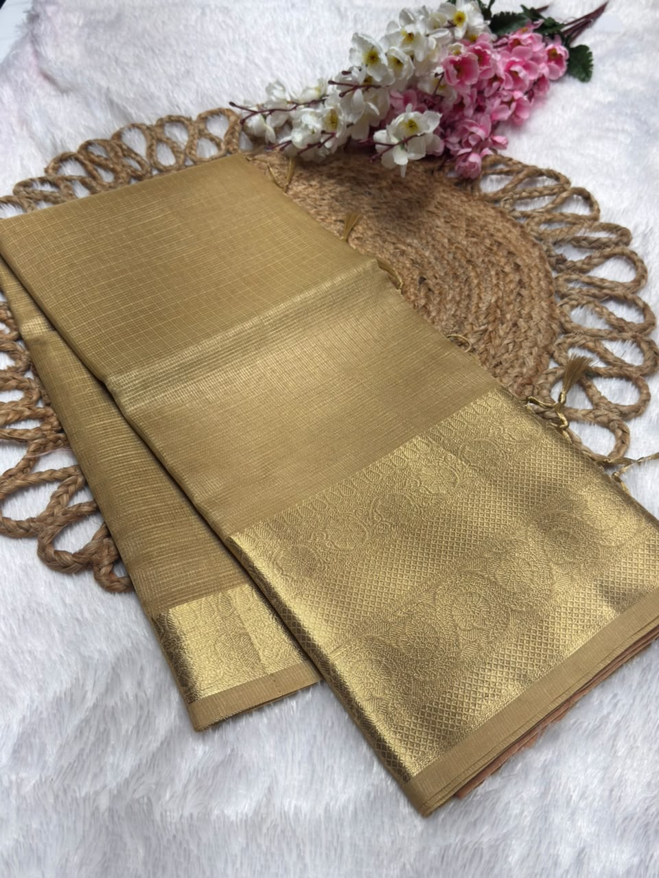 Gold Tissue Self