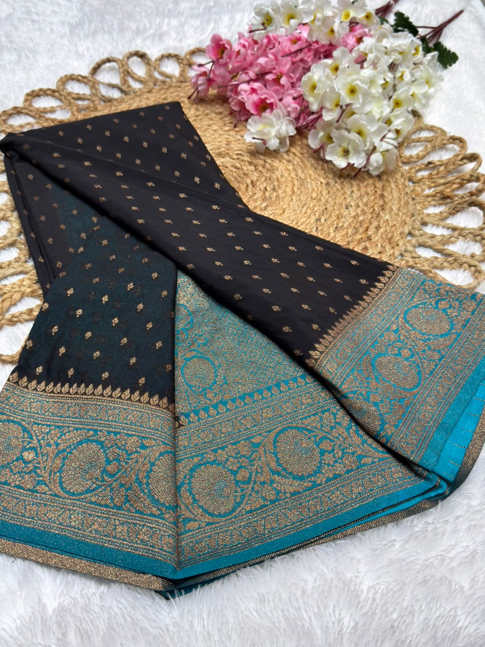 Khaddi Georgette Coco Zari