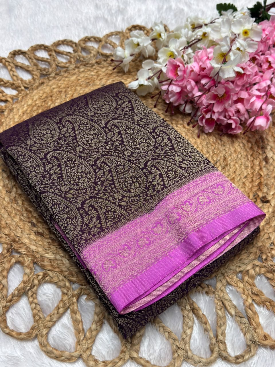 Premium Brocade Kerry Contrast