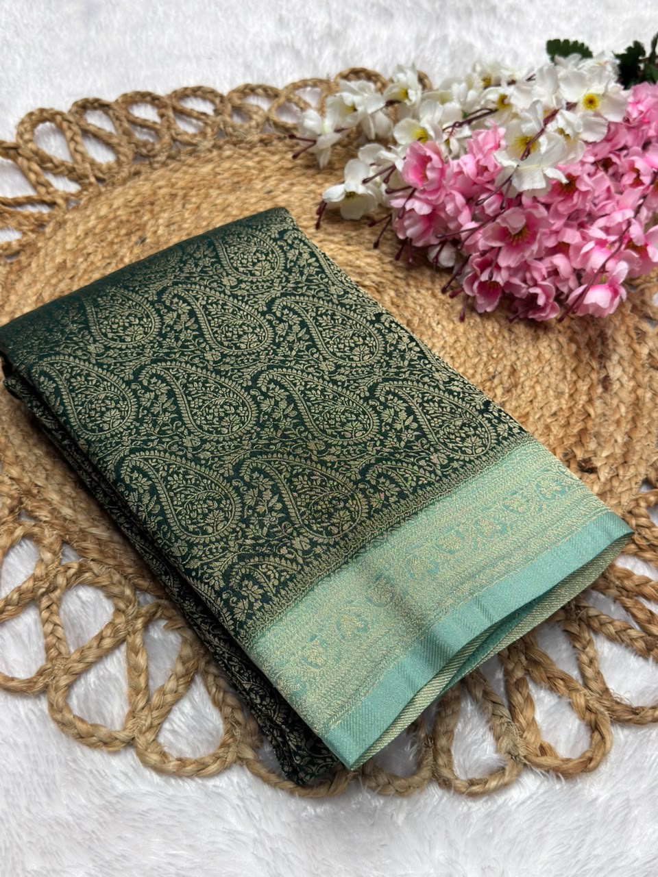 Premium Brocade Kerry Contrast