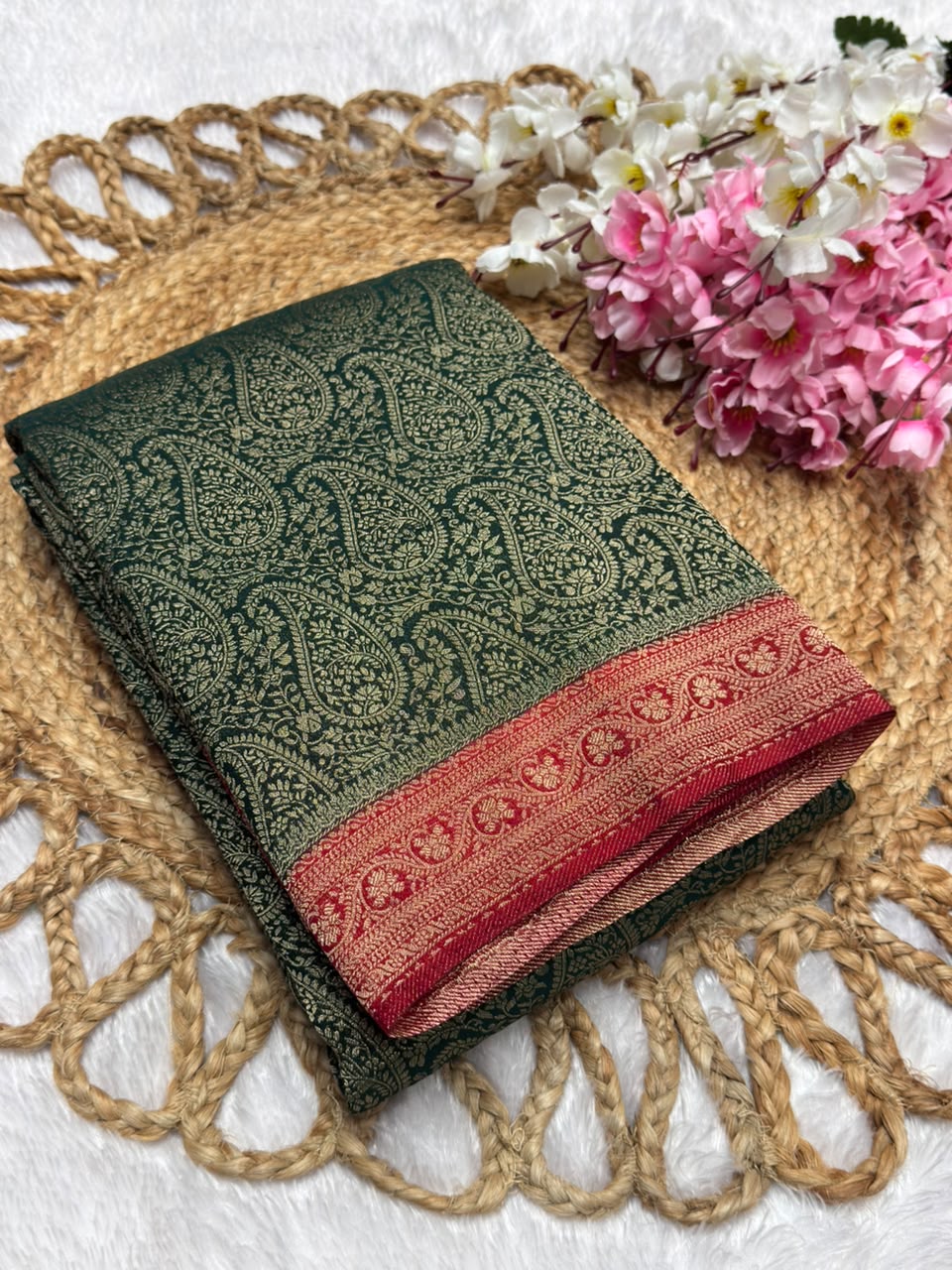 Premium Brocade Kerry Contrast
