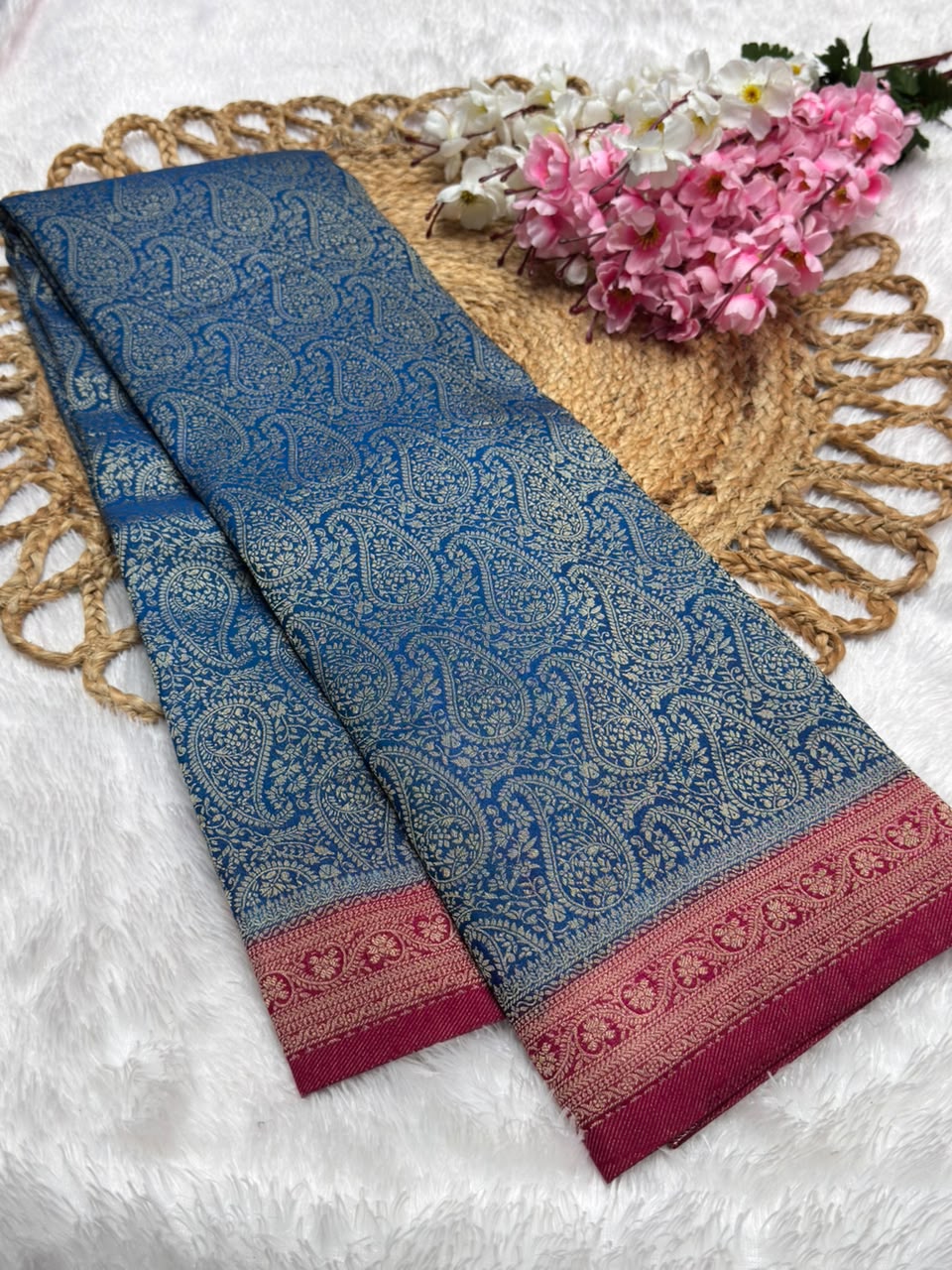 Premium Brocade Kerry Contrast