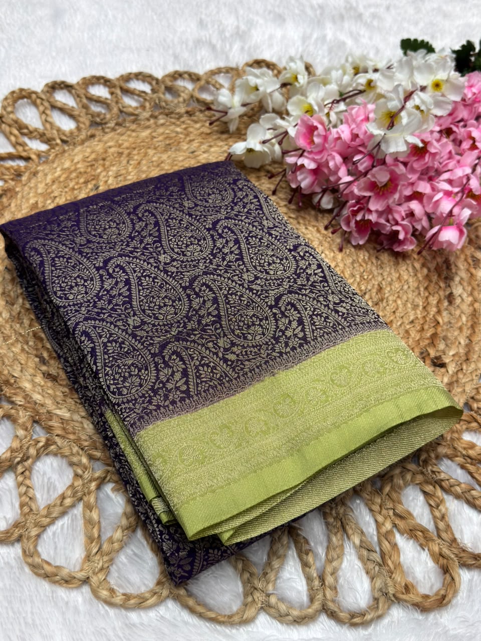Premium Brocade Kerry Contrast