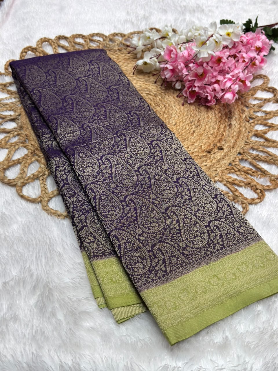 Premium Brocade Kerry Contrast