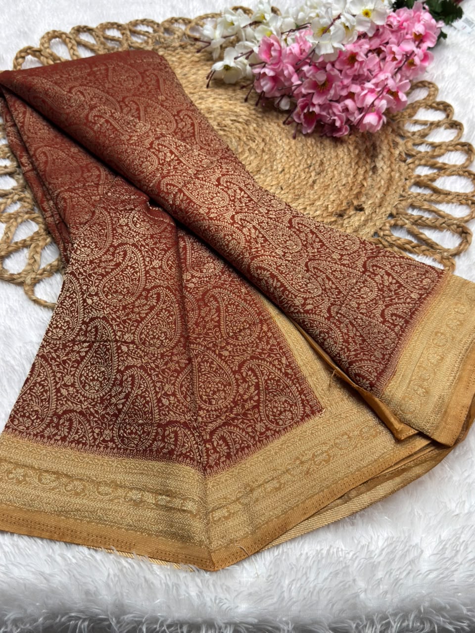Premium Brocade Kerry Contrast