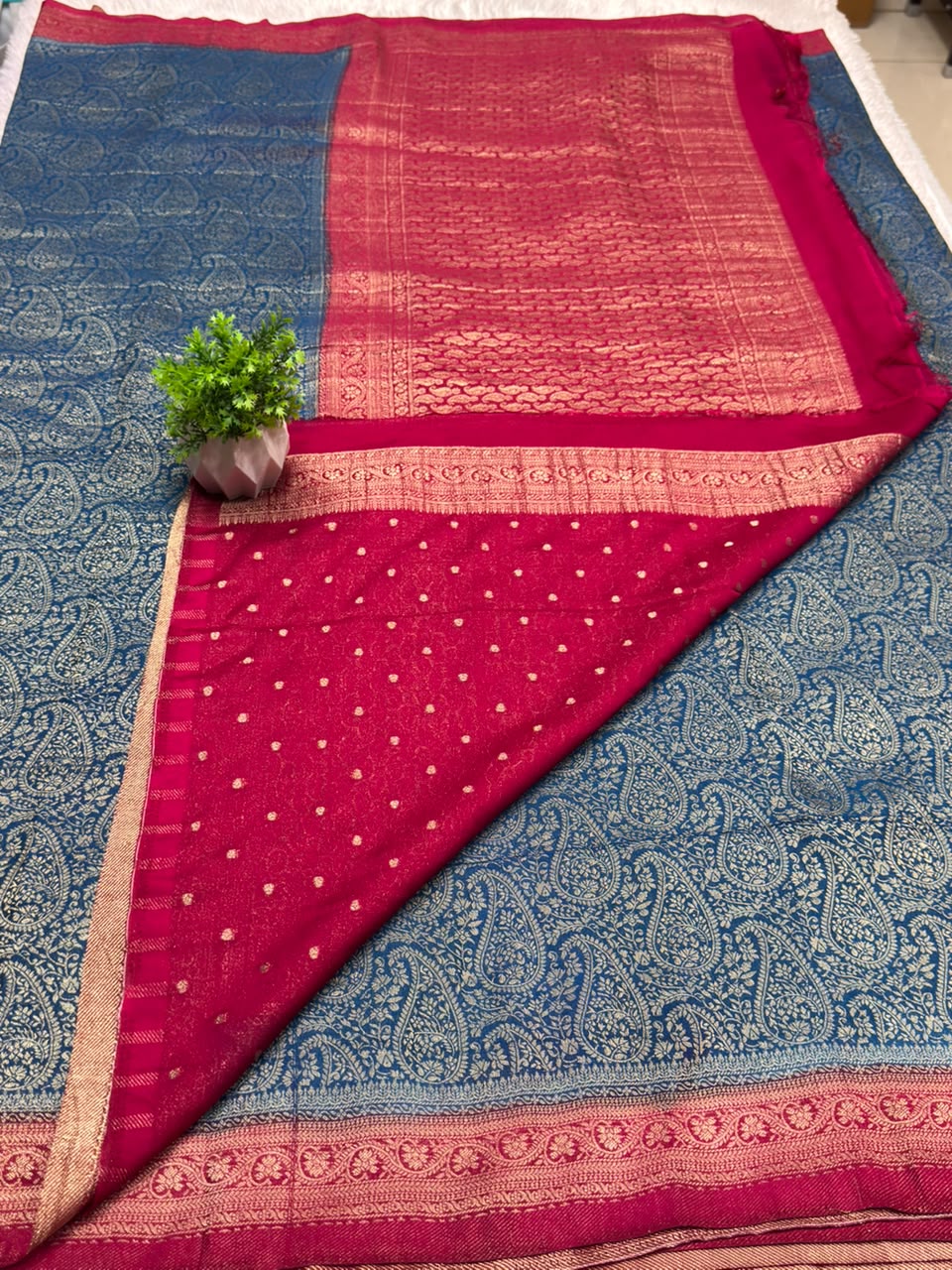 Premium Brocade Kerry Contrast