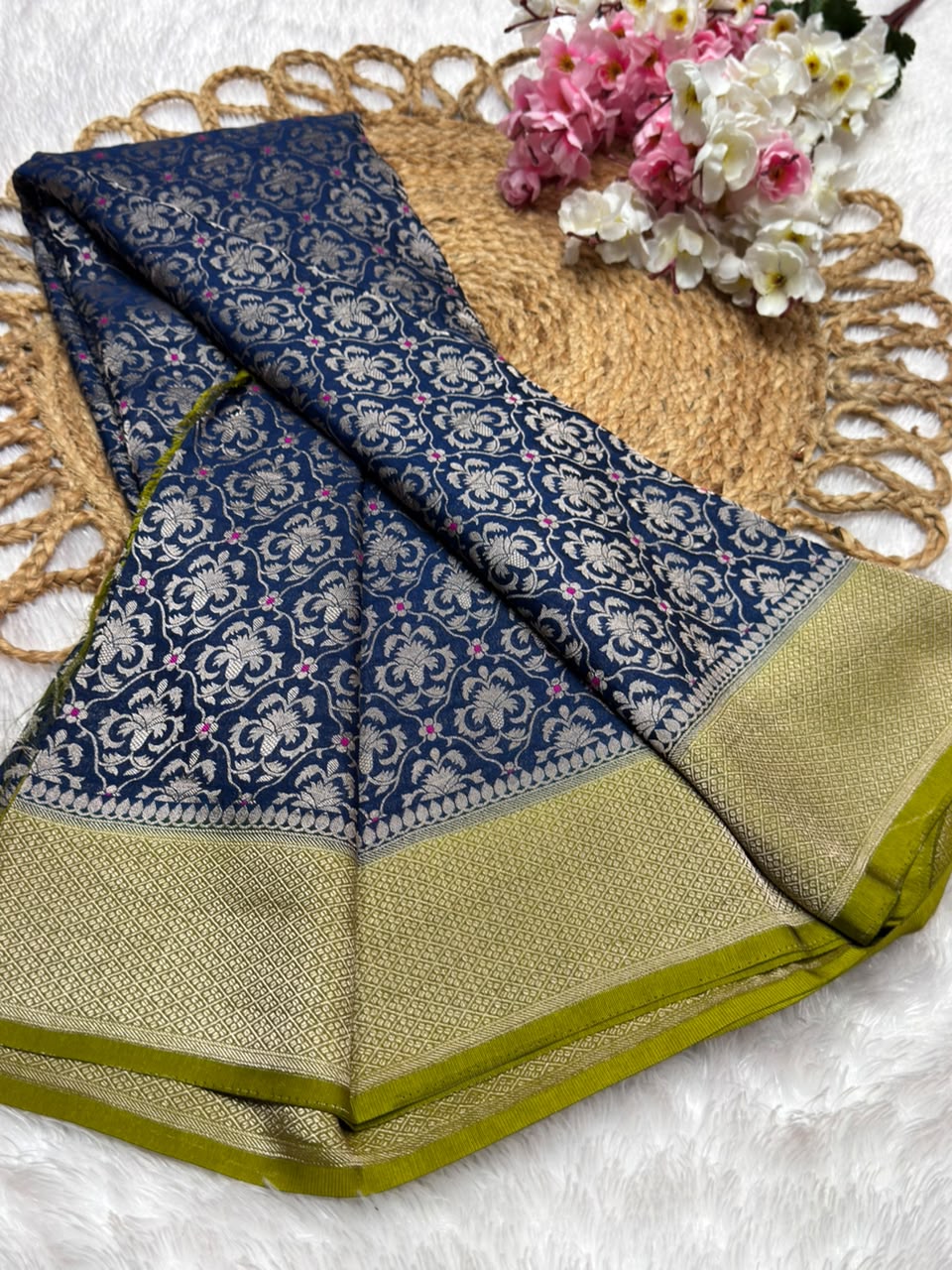 RF Meena Chinon Crush Contrast